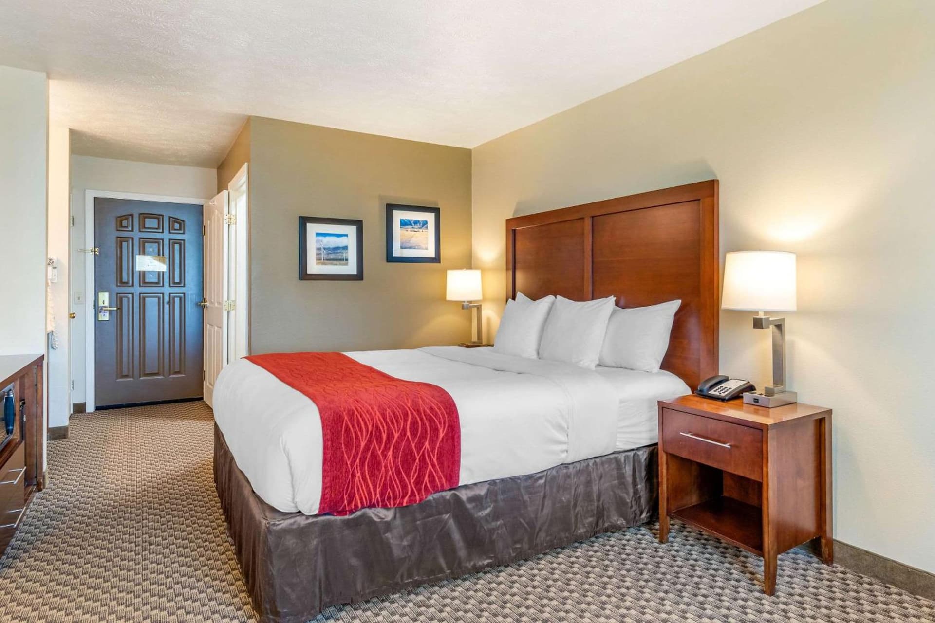Comfort Inn & Suites Lancaster Antelope Valley gallery photo in Lancaster, CA — image 40