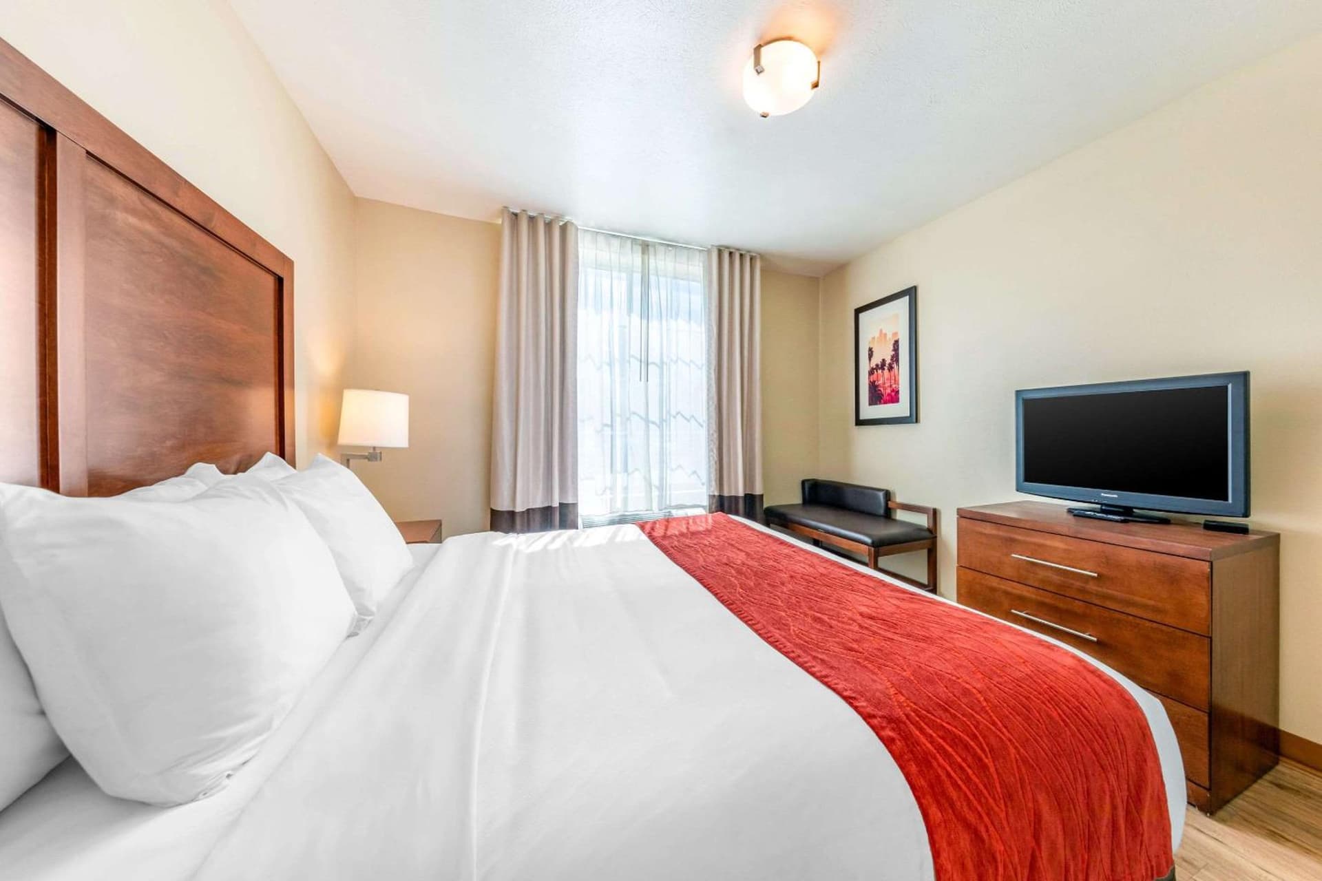 Comfort Inn & Suites Lancaster Antelope Valley gallery photo in Lancaster, CA — image 21