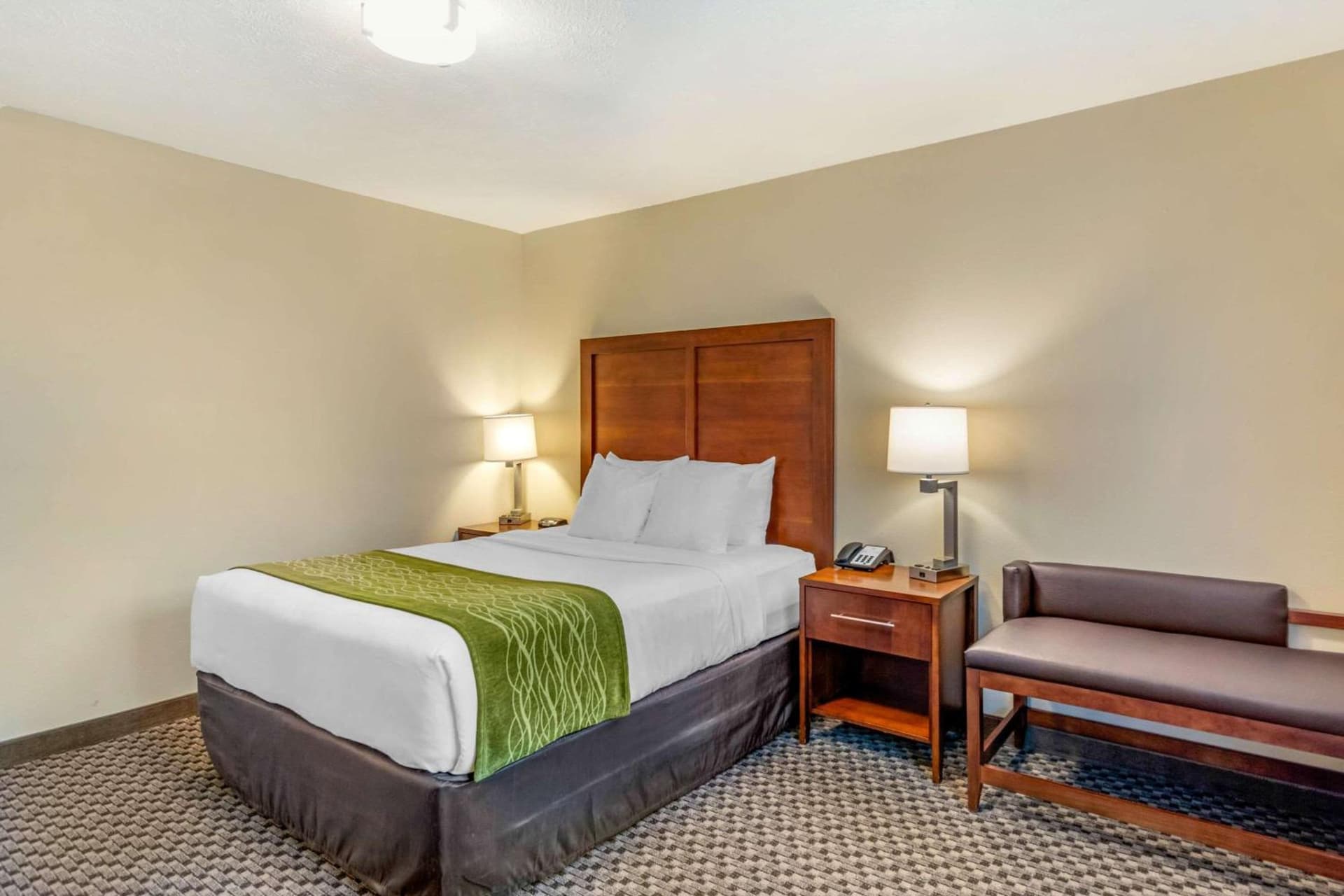 Comfort Inn & Suites Lancaster Antelope Valley gallery photo in Lancaster, CA — image 36
