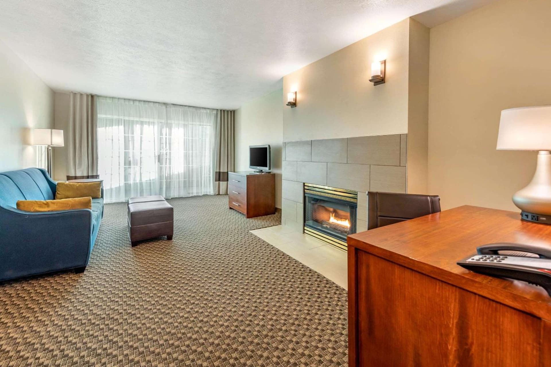 Comfort Inn & Suites Lancaster Antelope Valley gallery photo in Lancaster, CA — image 18