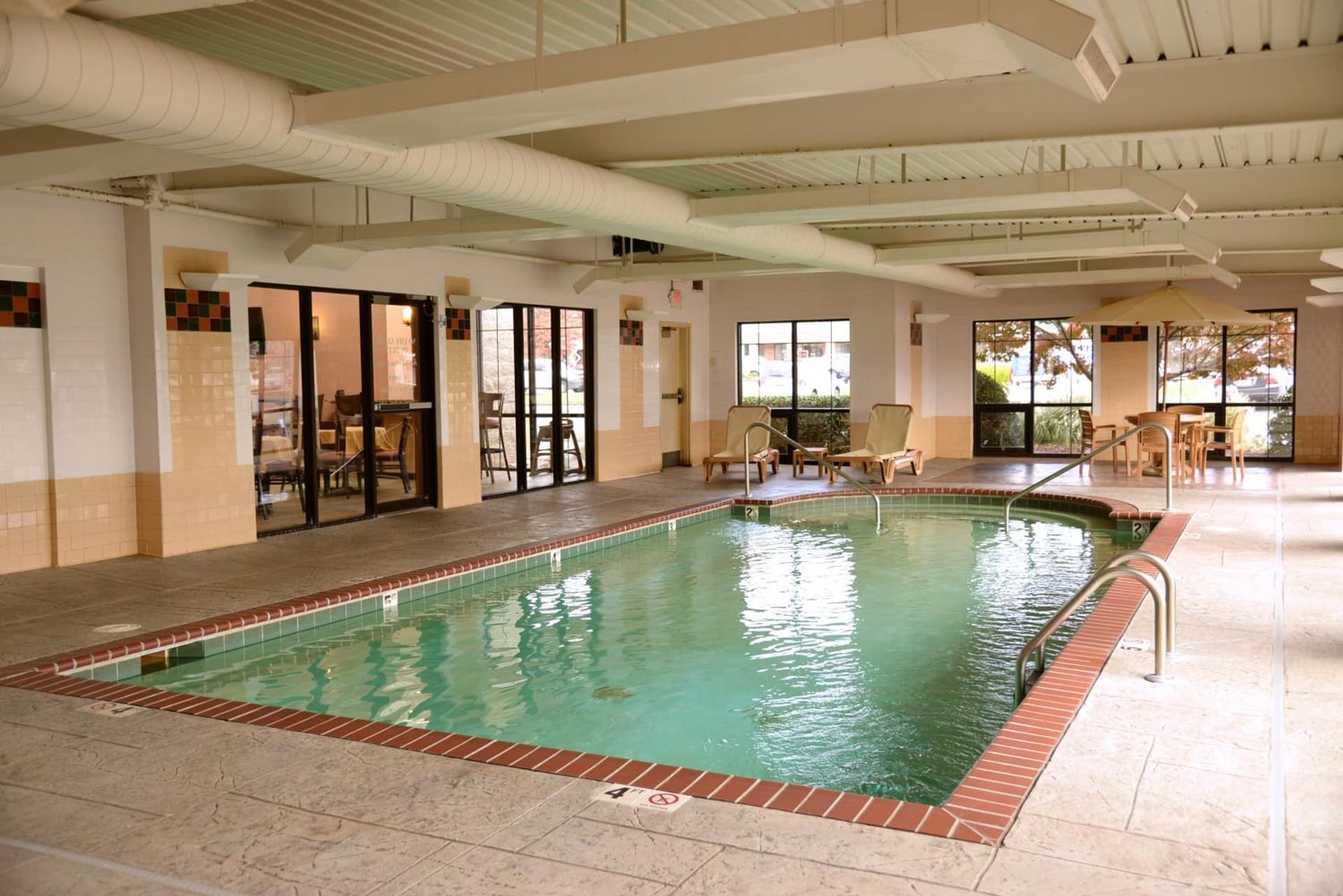 La Quinta by Wyndham Springfield South gallery photo in Springfield, MO — image 14