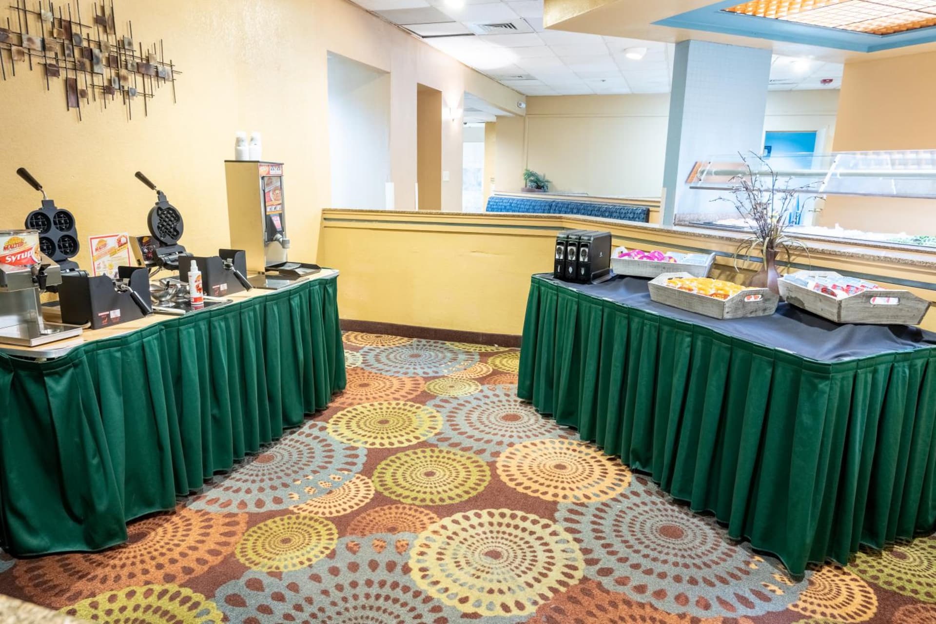 Emerald Beach Hotel Corpus Christi gallery photo in Corpus Christi, TX — image 9