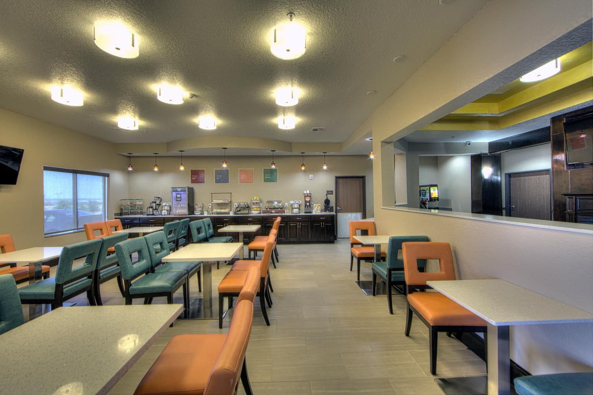 Comfort Inn & Suites Fort Worth West I-30 NAS JRB gallery photo in Fort Worth, TX — image 21
