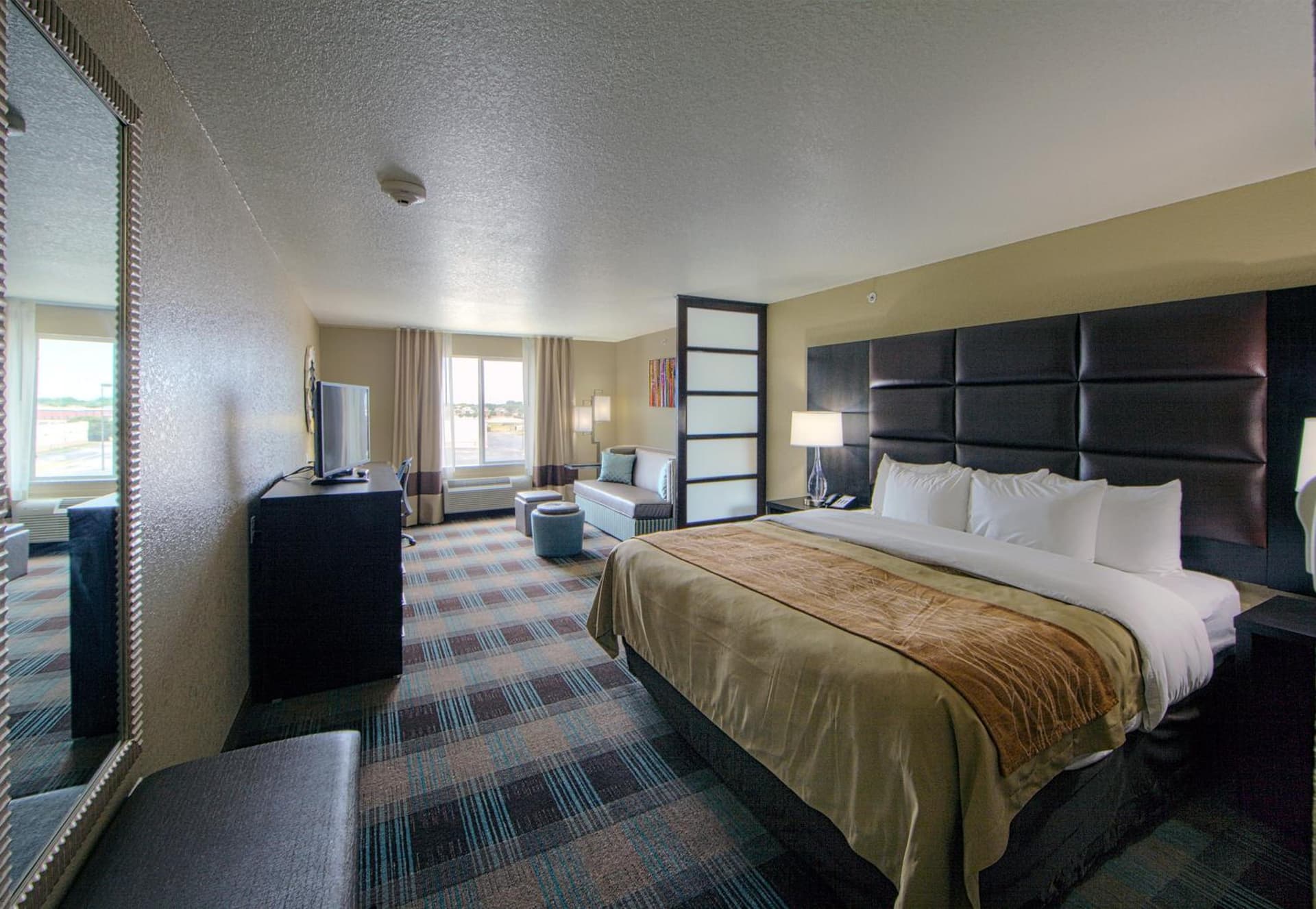 Comfort Inn & Suites Fort Worth West I-30 NAS JRB gallery photo in Fort Worth, TX — image 30