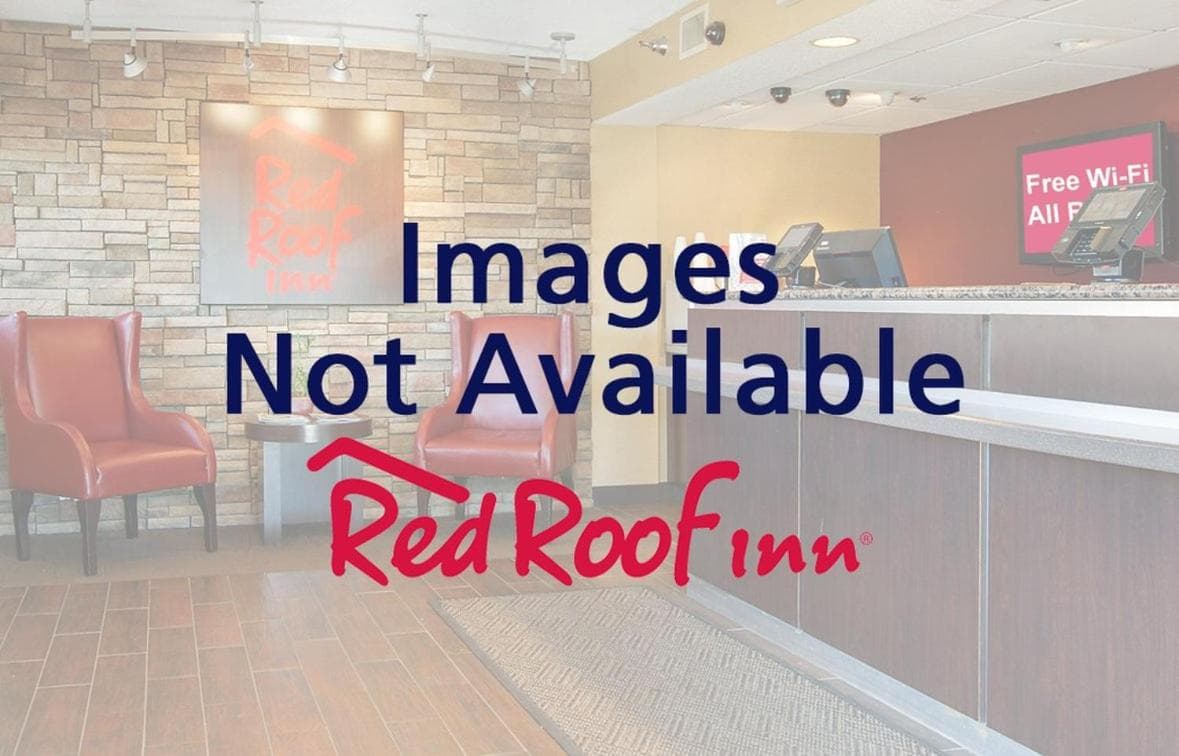 Red Roof Inn Pittsburgh - McKnight Rd interior in Pittsburgh, PA — gallery photo 2