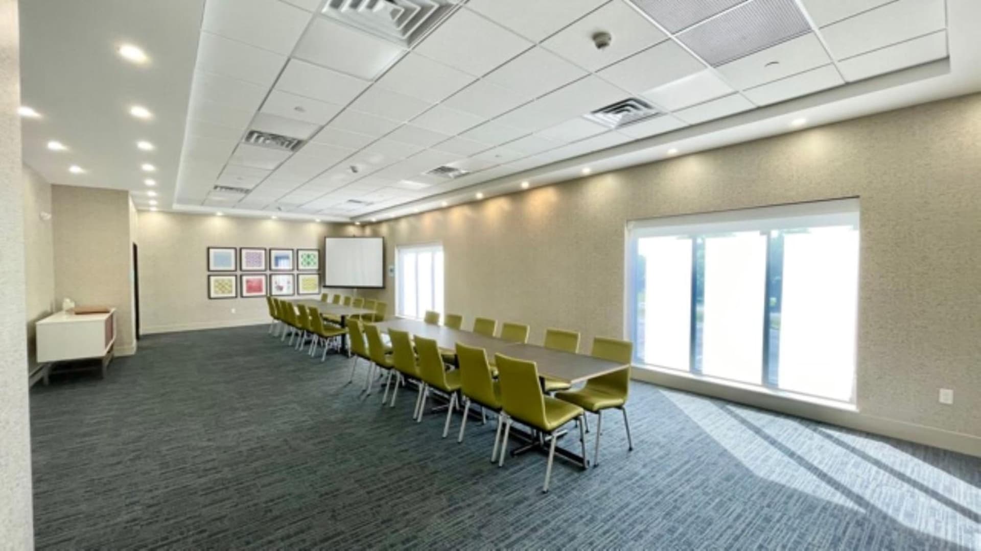 Holiday Inn Express - Fall River North gallery photo in Fall River, MA — image 17