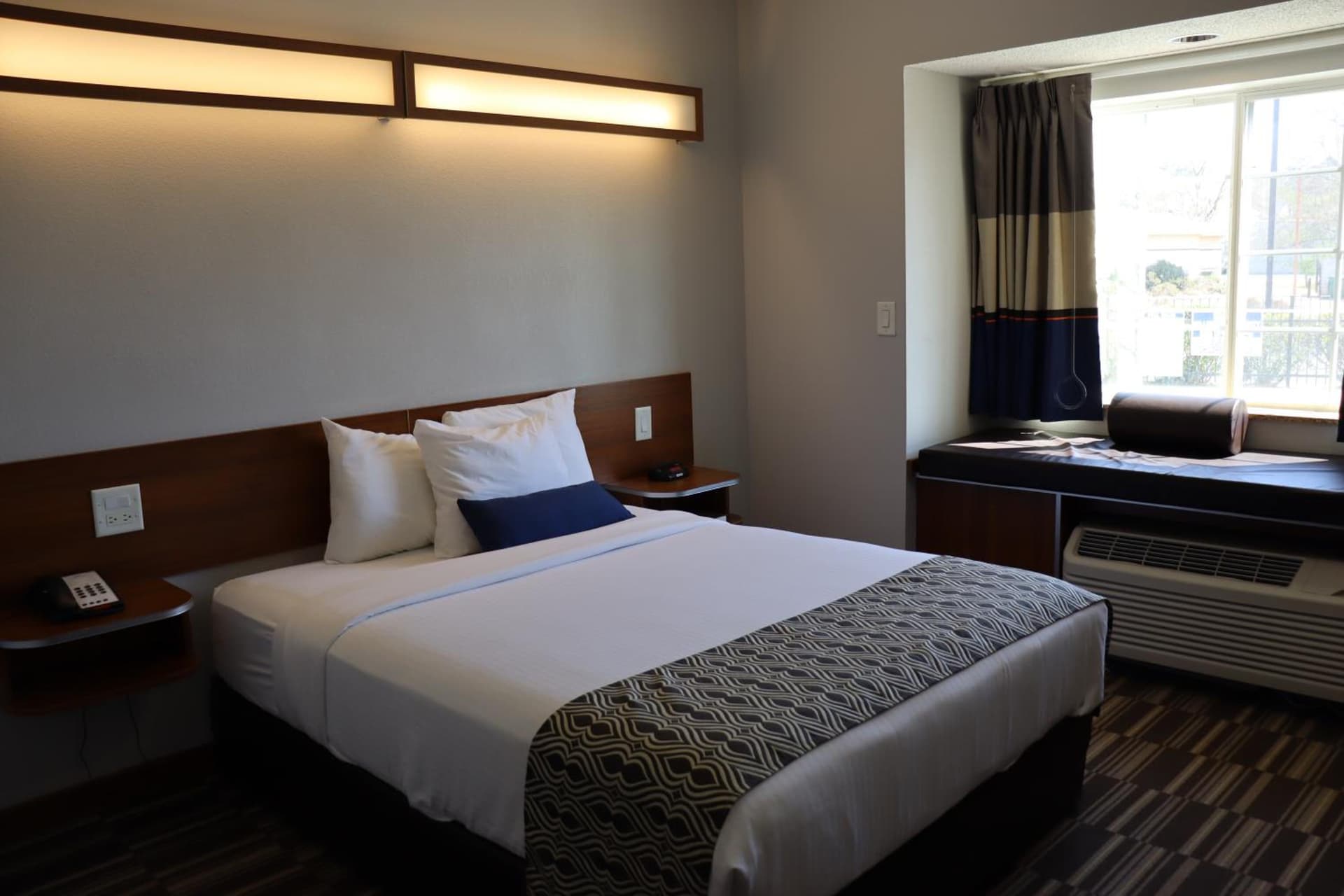 Microtel Inn & Suites by Wyndham Columbus Near Fort Benning gallery photo in Columbus, GA — image 28