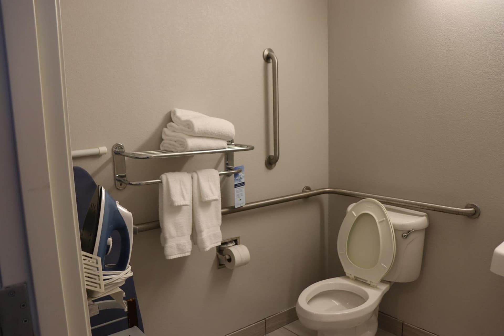 Microtel Inn & Suites by Wyndham Columbus Near Fort Benning gallery photo in Columbus, GA — image 25