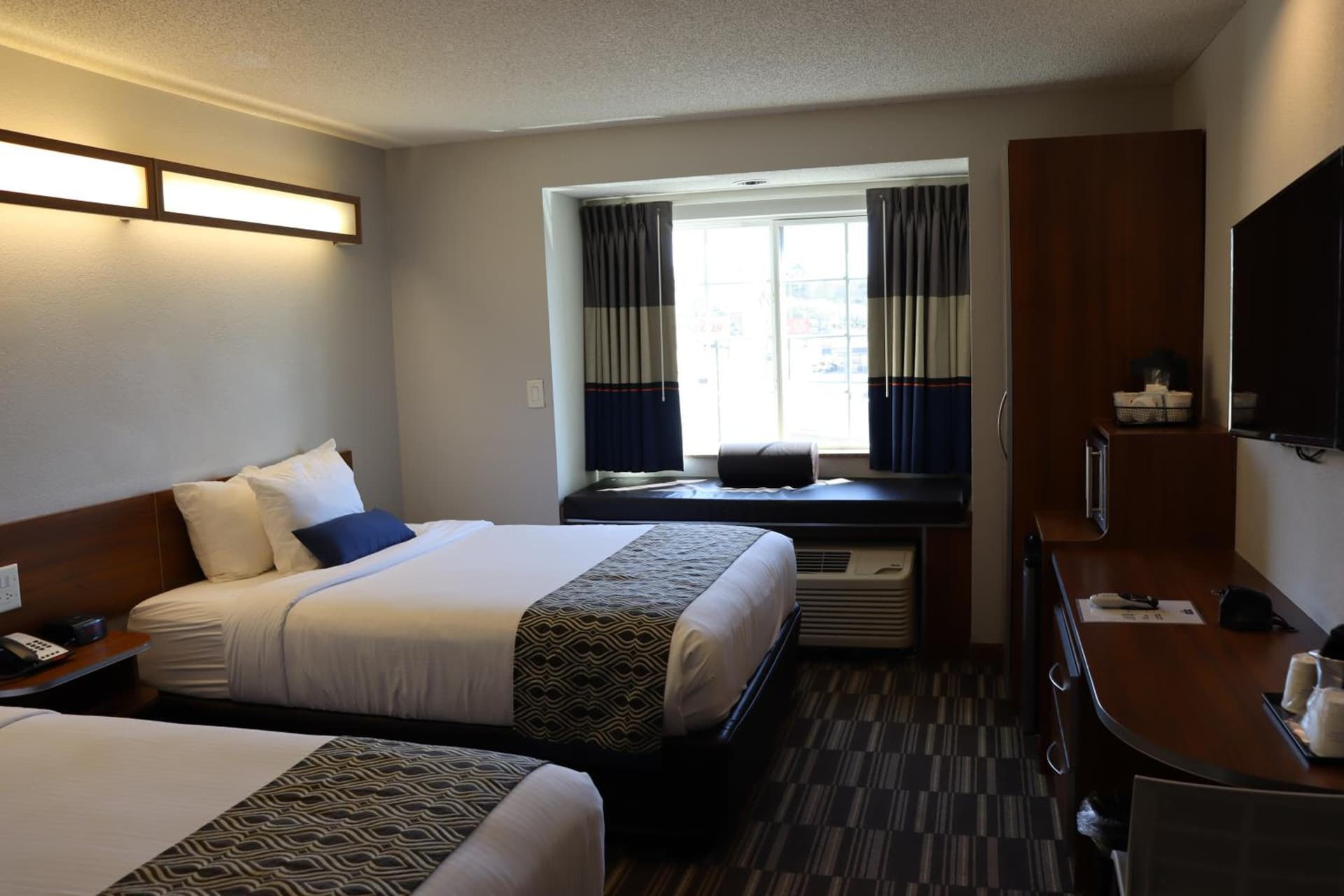 Microtel Inn & Suites by Wyndham Columbus Near Fort Benning gallery photo in Columbus, GA — image 53