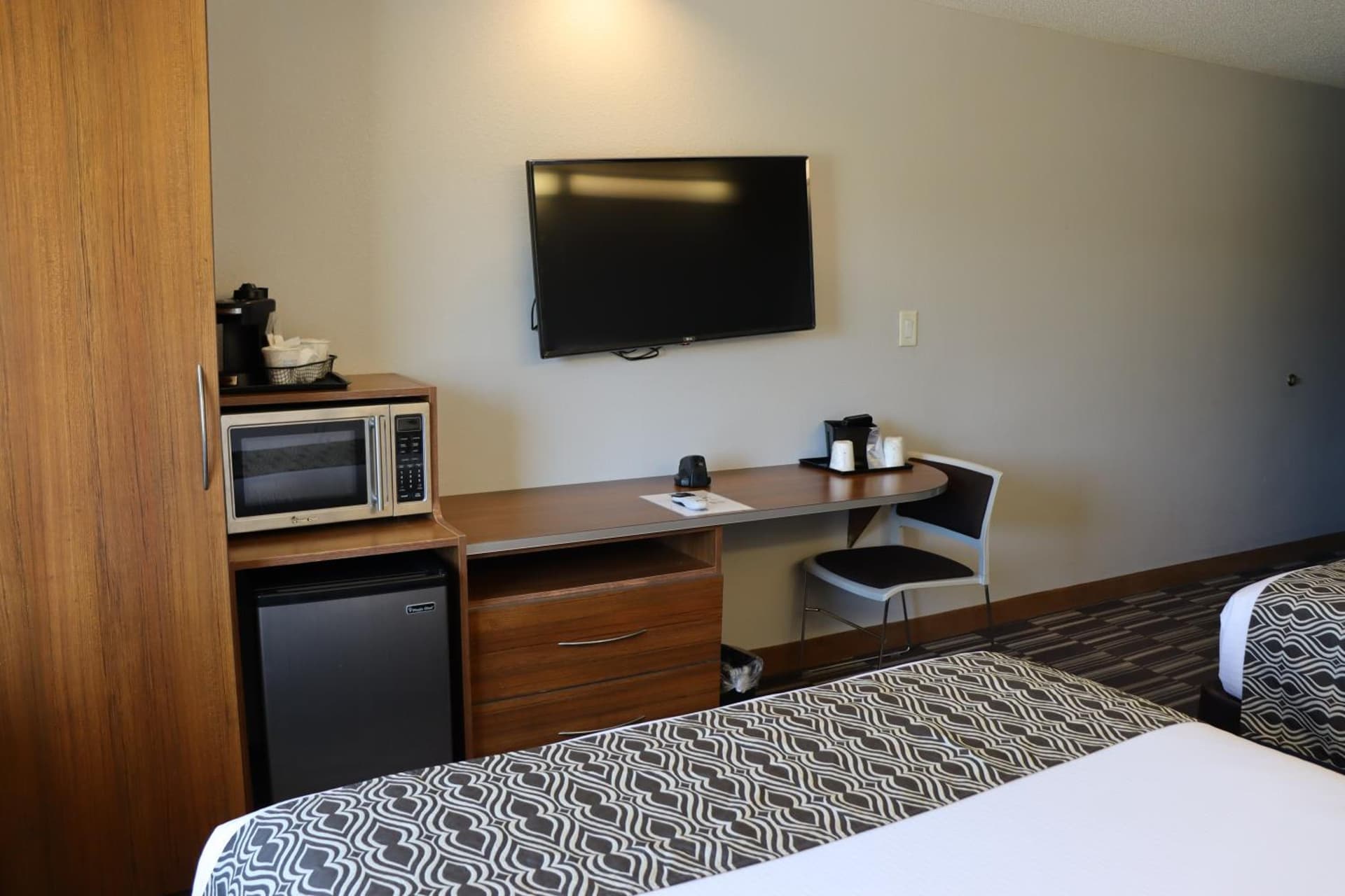 Microtel Inn & Suites by Wyndham Columbus Near Fort Benning gallery photo in Columbus, GA — image 4