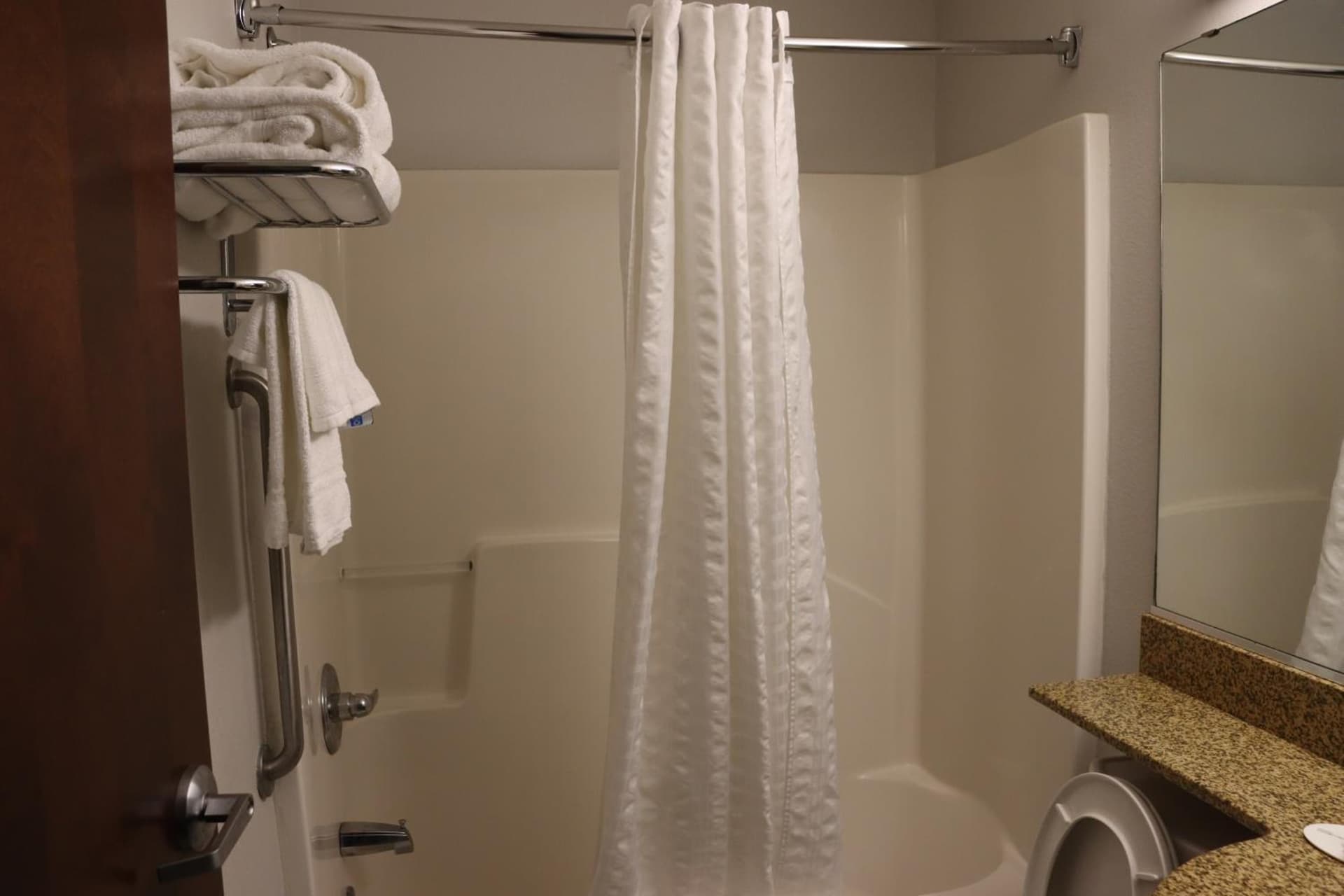 Microtel Inn & Suites by Wyndham Columbus Near Fort Benning gallery photo in Columbus, GA — image 38