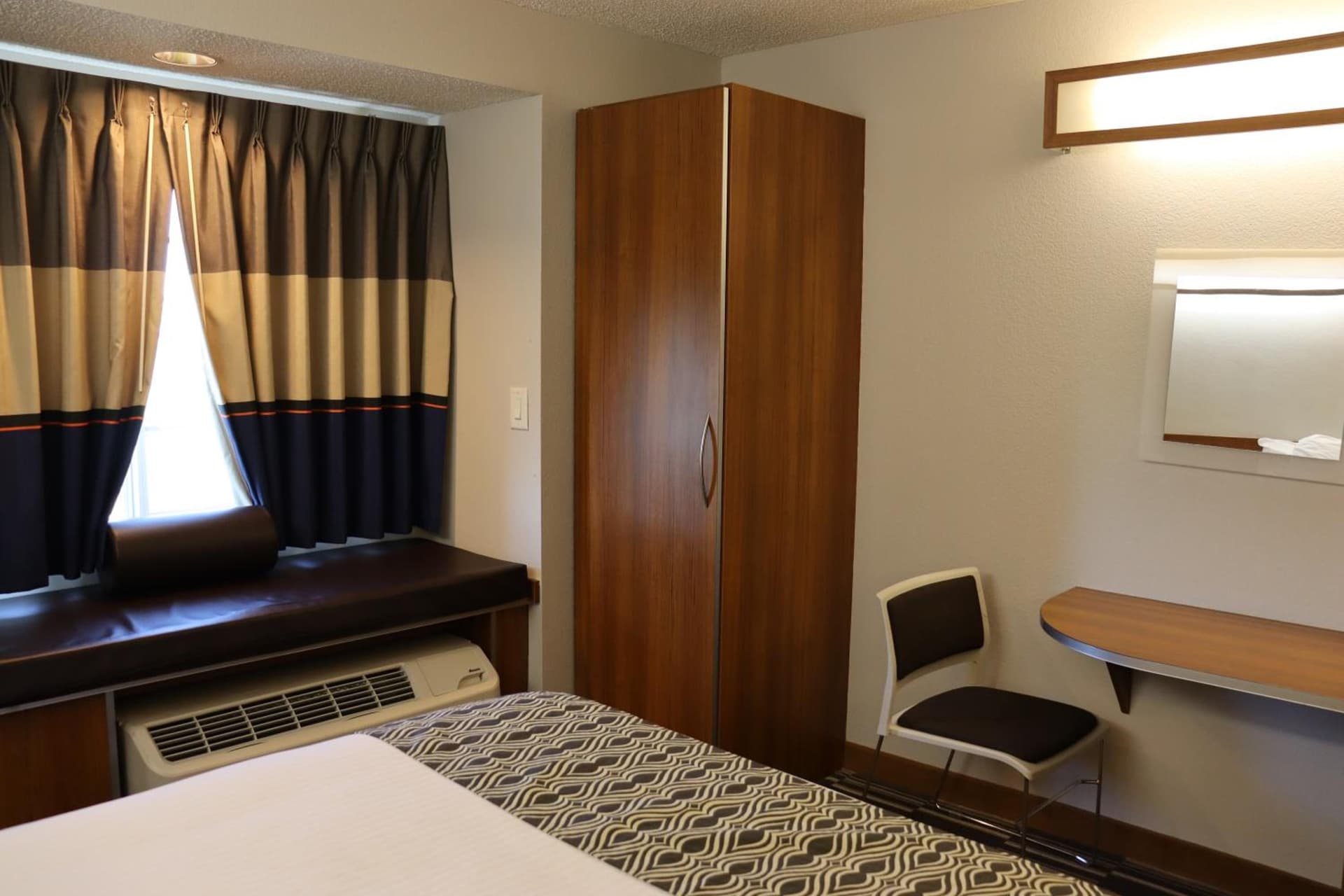 Microtel Inn & Suites by Wyndham Columbus Near Fort Benning gallery photo in Columbus, GA — image 37