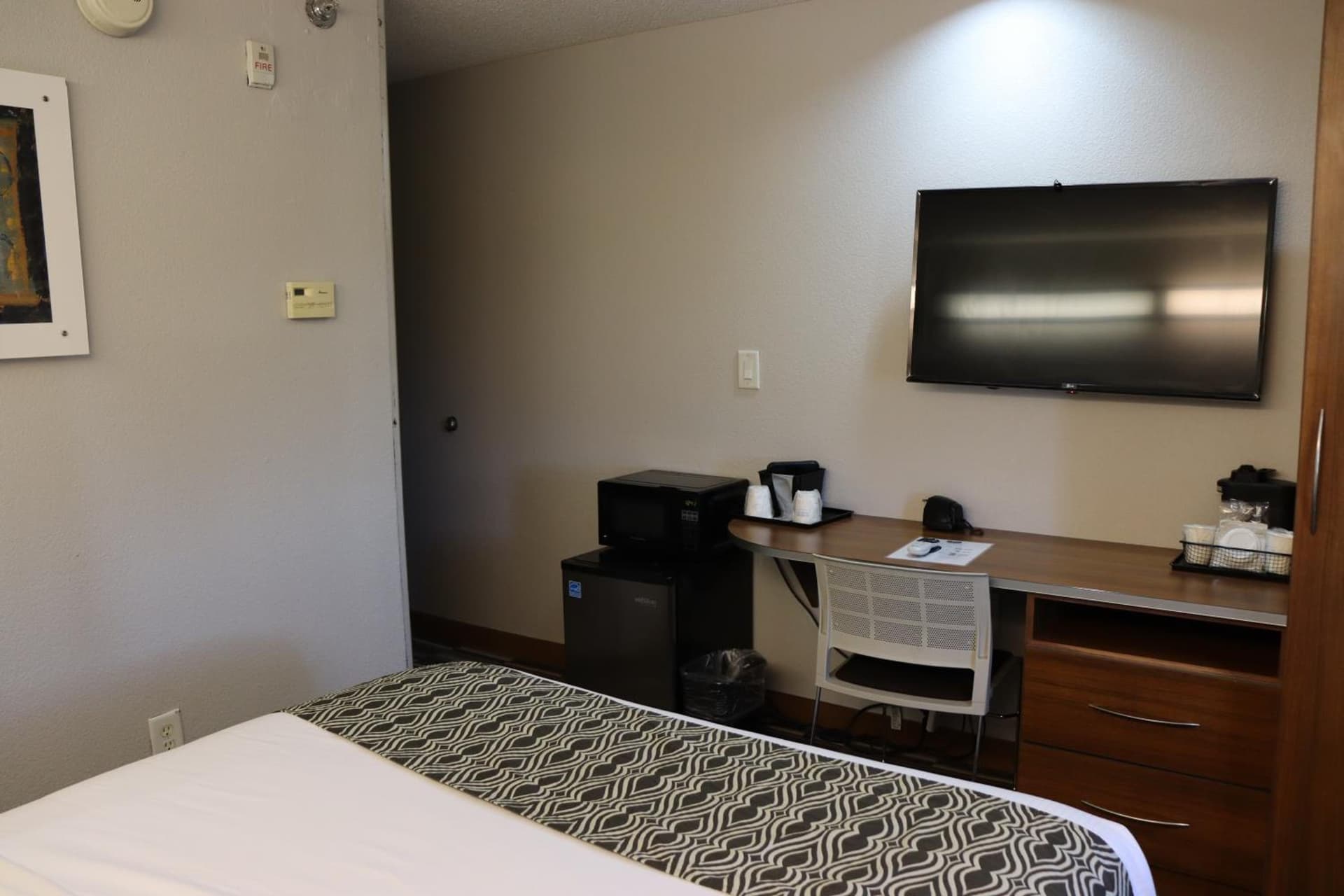 Microtel Inn & Suites by Wyndham Columbus Near Fort Benning interior in Columbus, GA — gallery photo 2