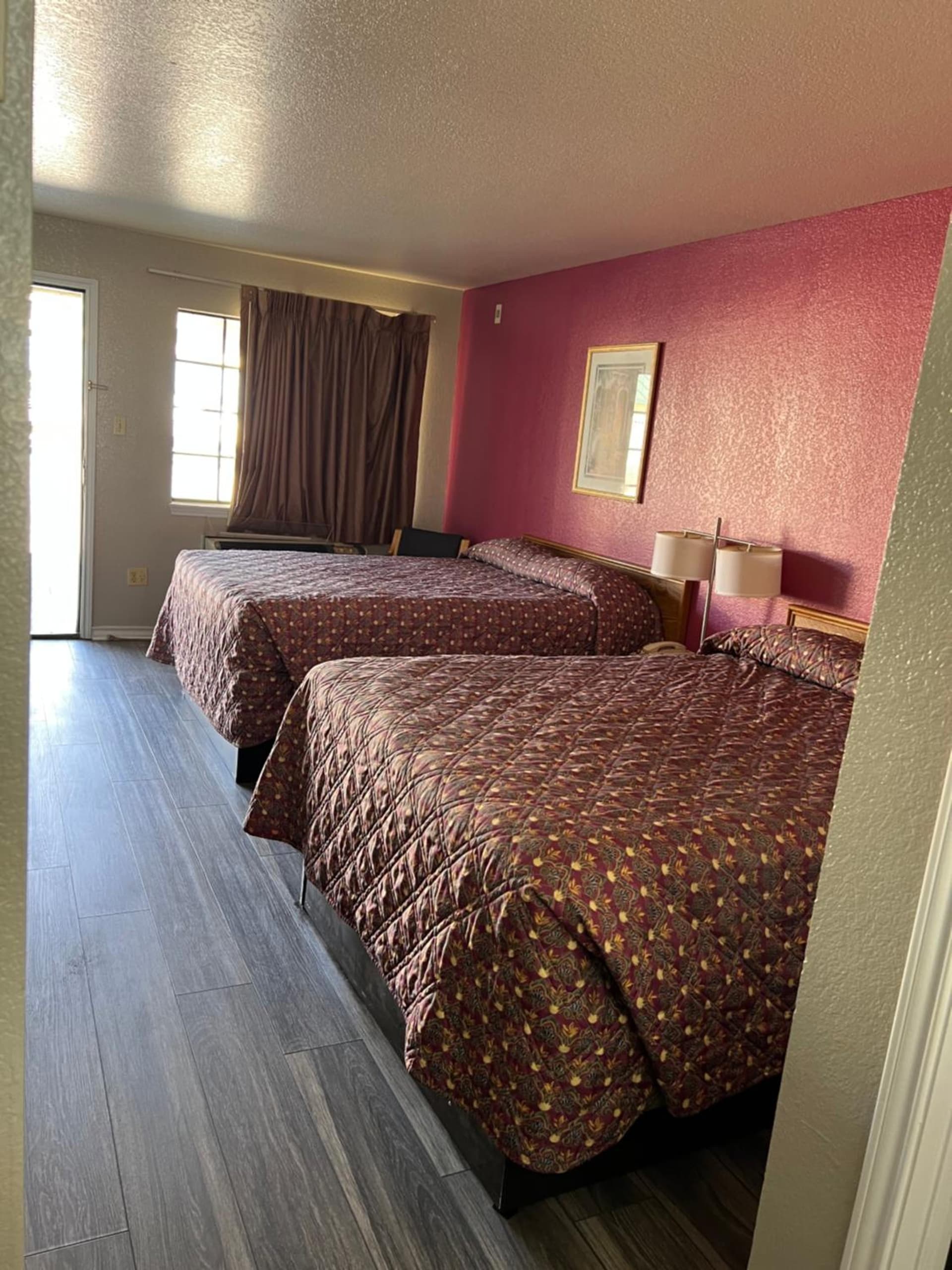 COUNTRY INN MOTEL property views in San Antonio, TX — gallery photo 3