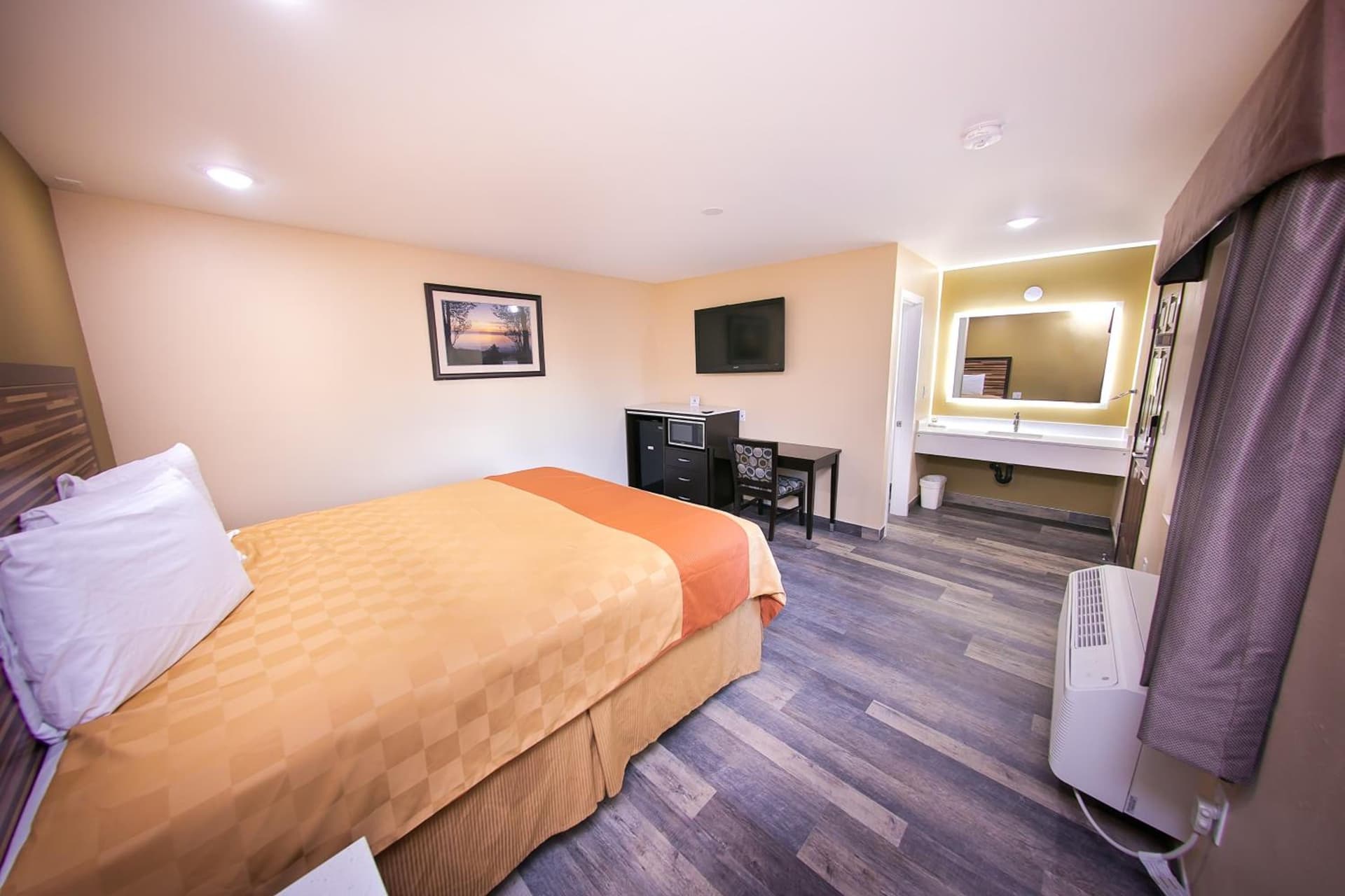 GAREY MOTEL gallery photo in Pomona, CA — image 20
