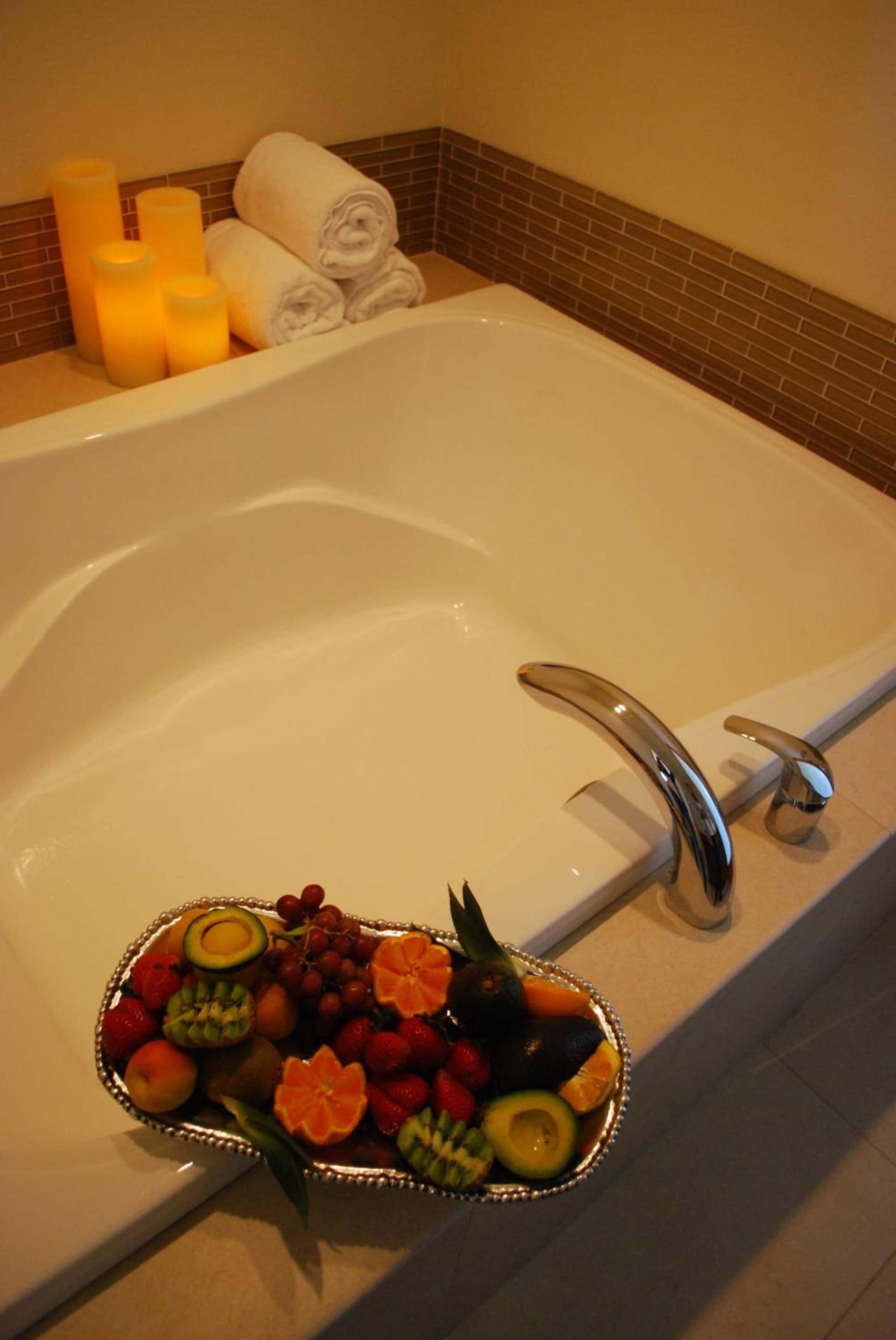 Bella Capri Inn and Suites gallery photo in Camarillo, CA — image 8