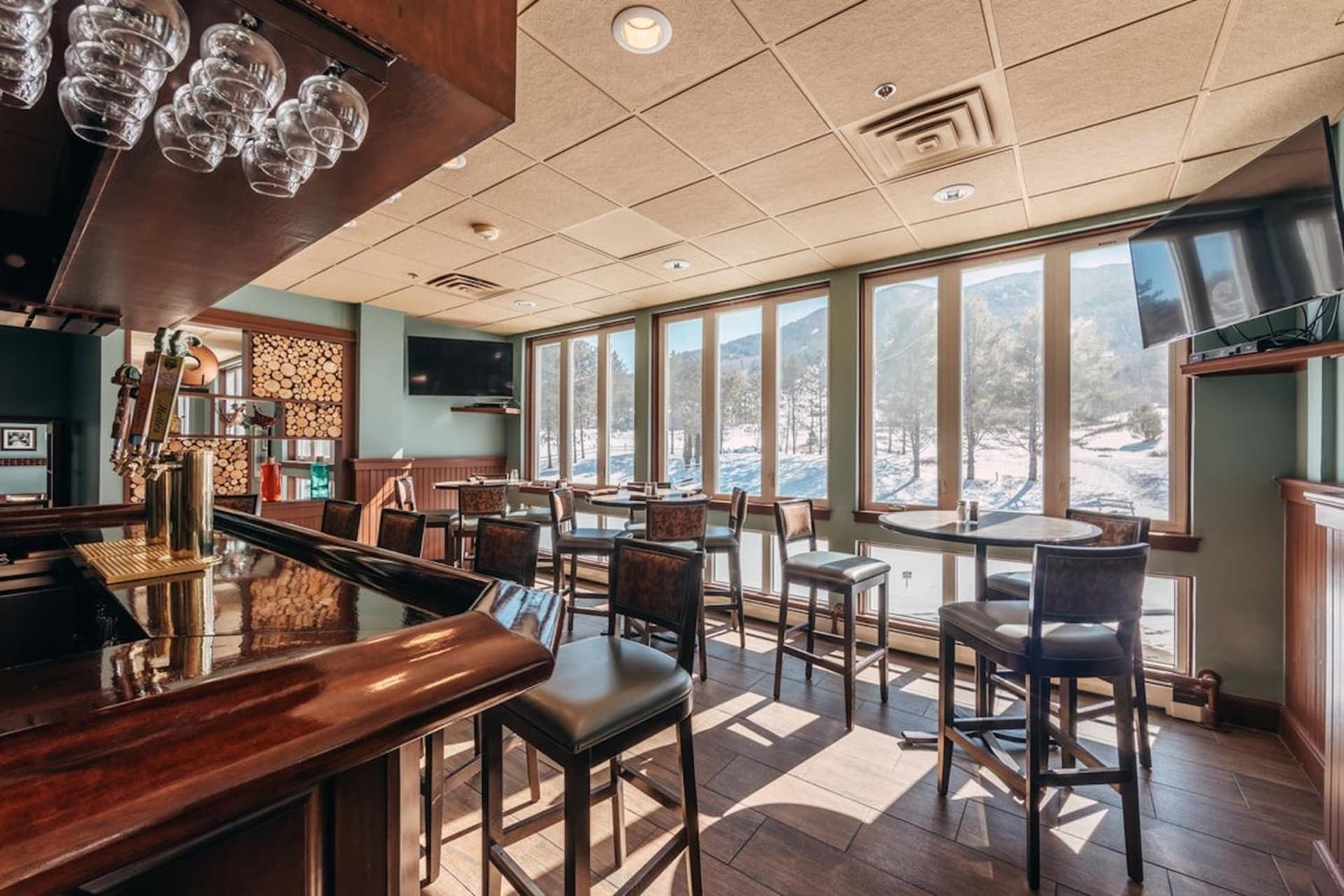 Holiday Inn Club Vacations Mount Ascutney Resort gallery photo in Brownsville — image 17