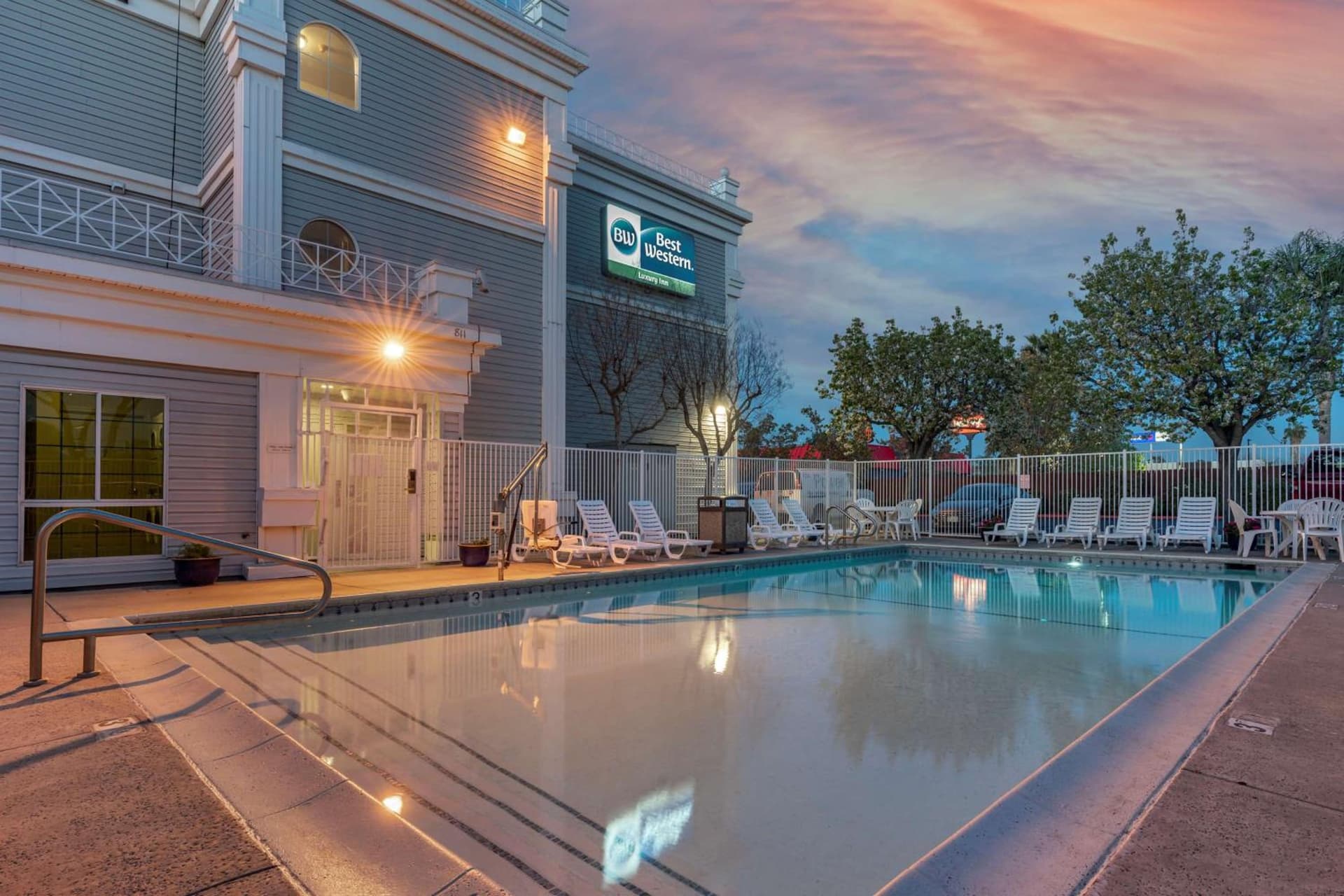 Best Western Luxury Inn gallery photo in Tracy, CA — image 8