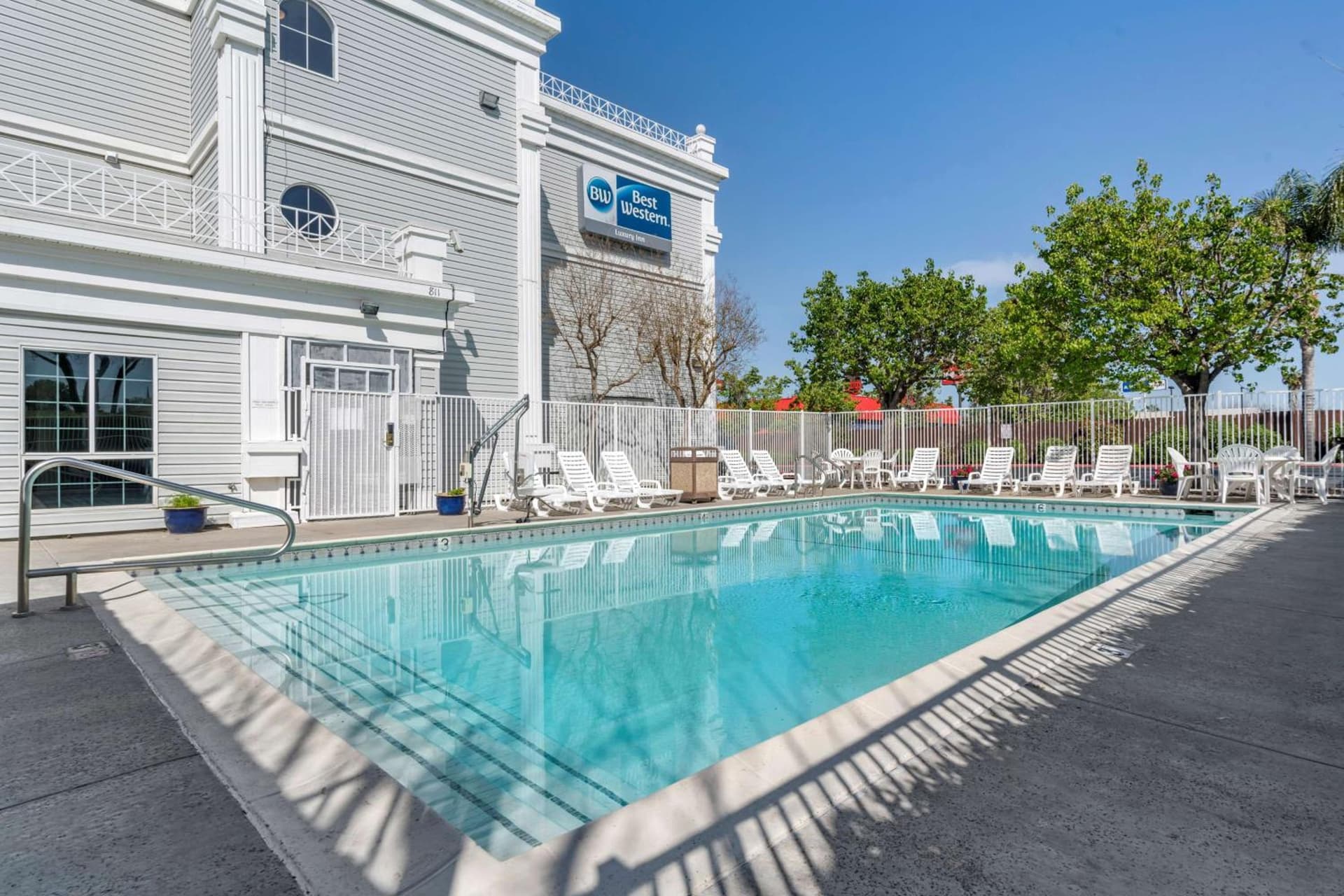 Best Western Luxury Inn gallery photo in Tracy, CA — image 14