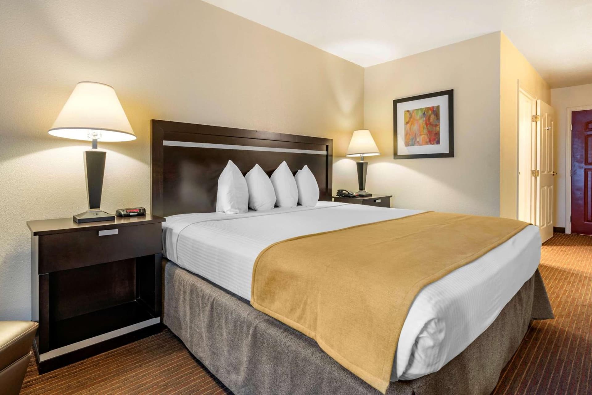 Best Western Luxury Inn gallery photo in Tracy, CA — image 9