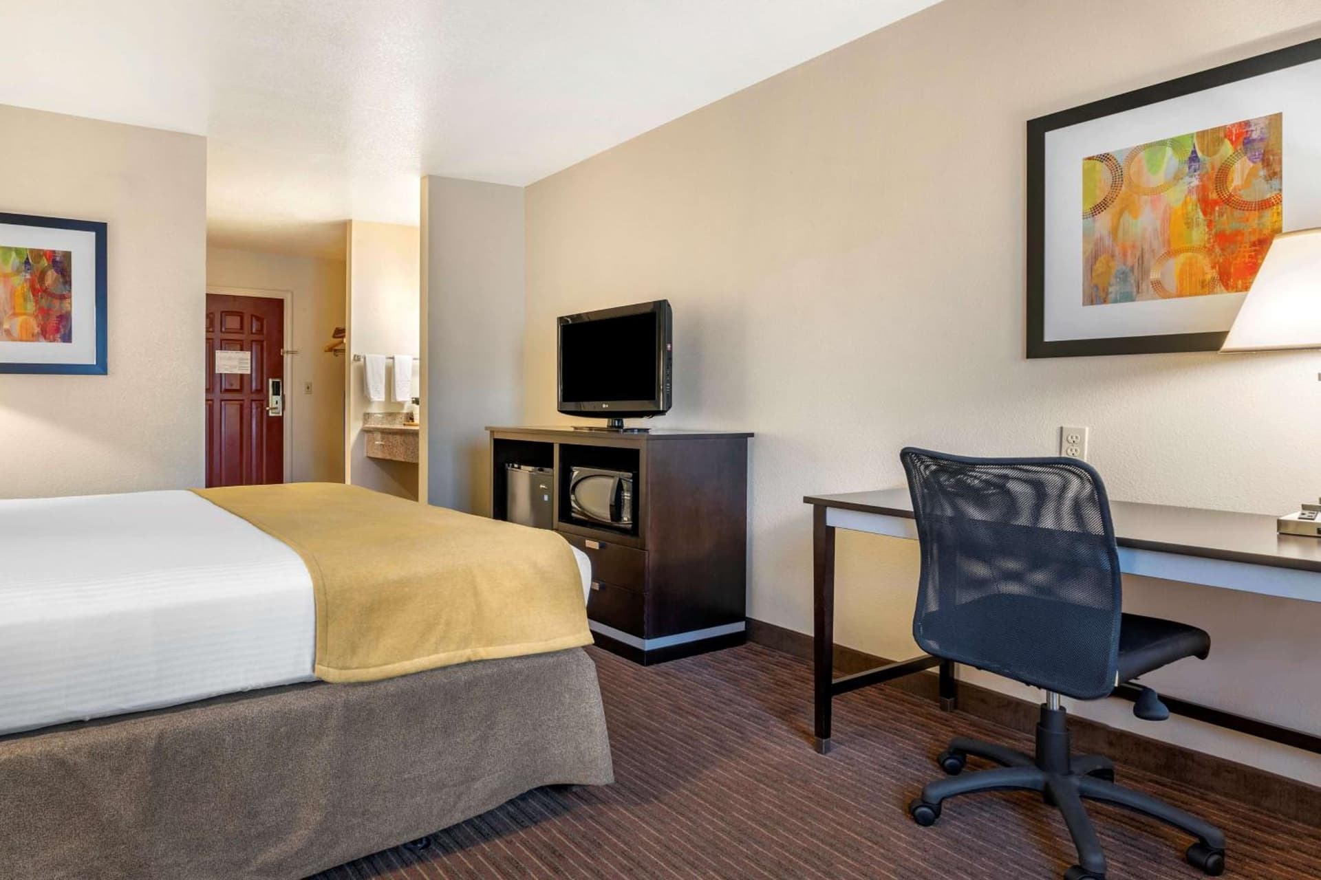 Best Western Luxury Inn gallery photo in Tracy, CA — image 18