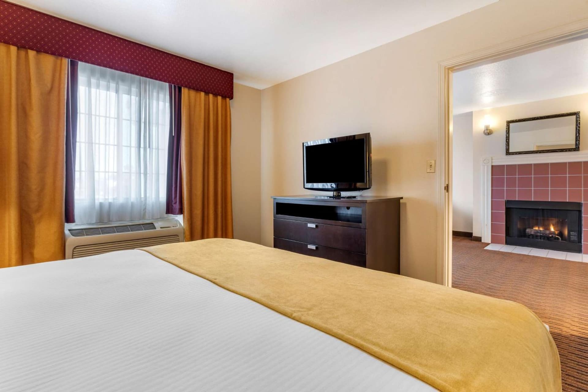 Best Western Luxury Inn gallery photo in Tracy, CA — image 12