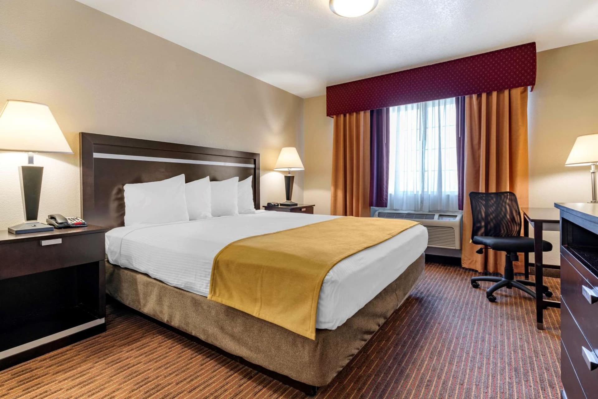 Best Western Luxury Inn gallery photo in Tracy, CA — image 11