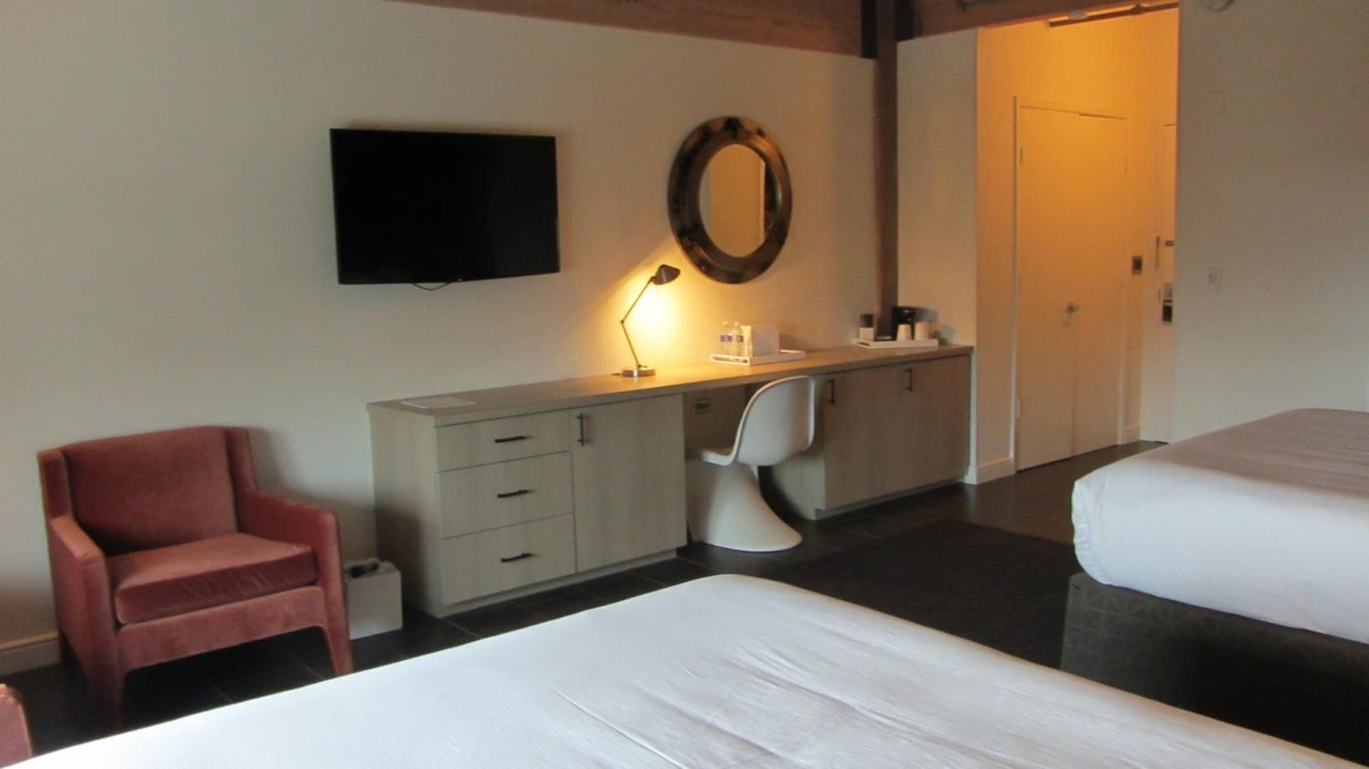 Harbor House Hotel and Marina at Pier 21 property views in Galveston, TX — gallery photo 3