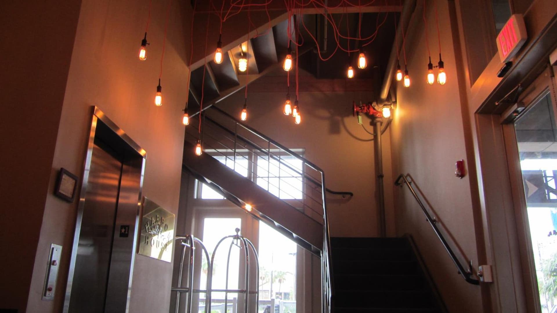Harbor House Hotel and Marina at Pier 21 gallery photo in Galveston, TX — image 15