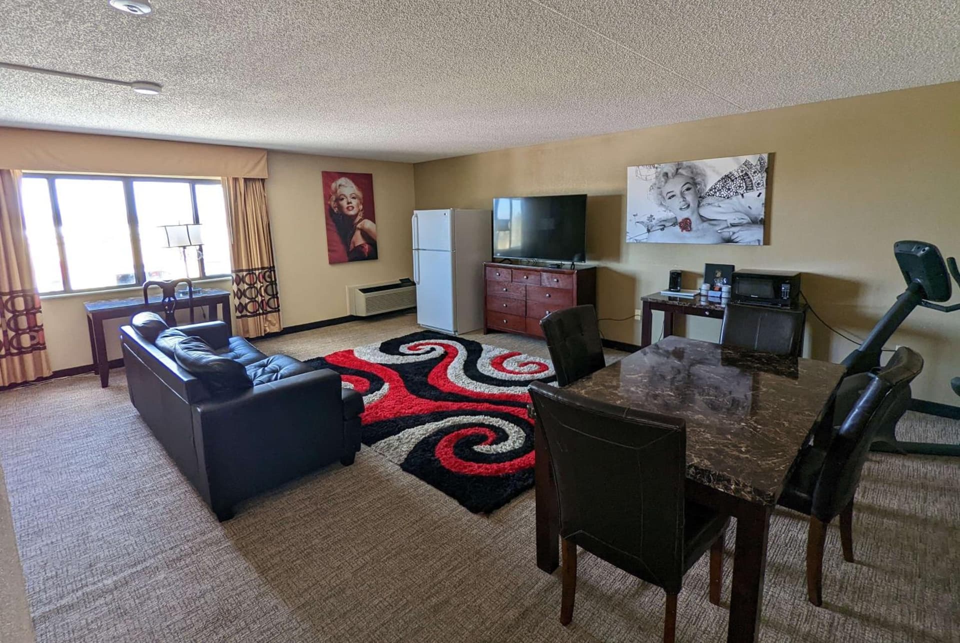 Woodland Inn and Suites Extended Stay gallery photo in Wichita, KS — image 51