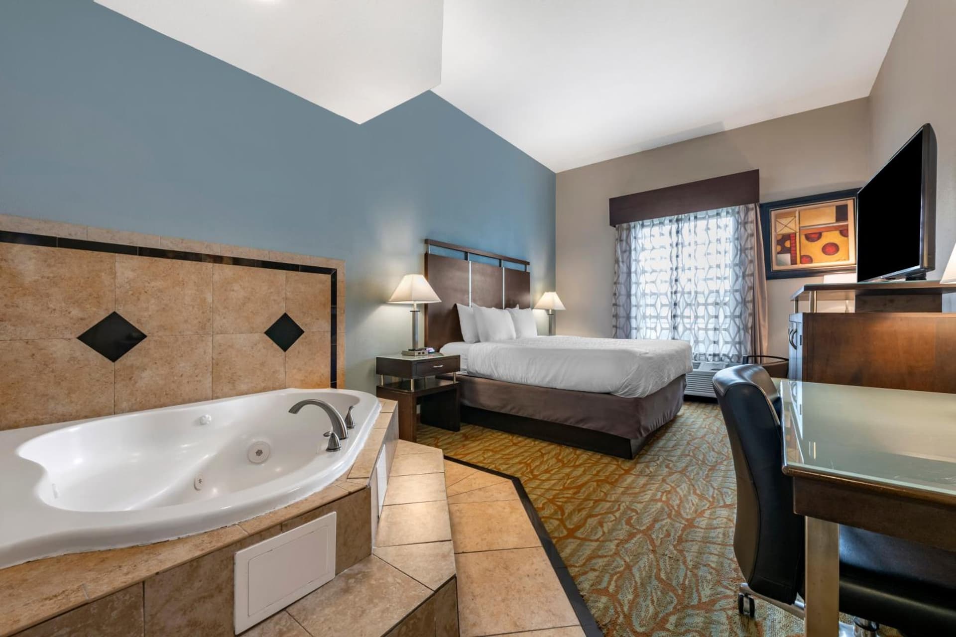 Best Western Plus Bradenton Gateway Hotel gallery photo in Bradenton, FL — image 17