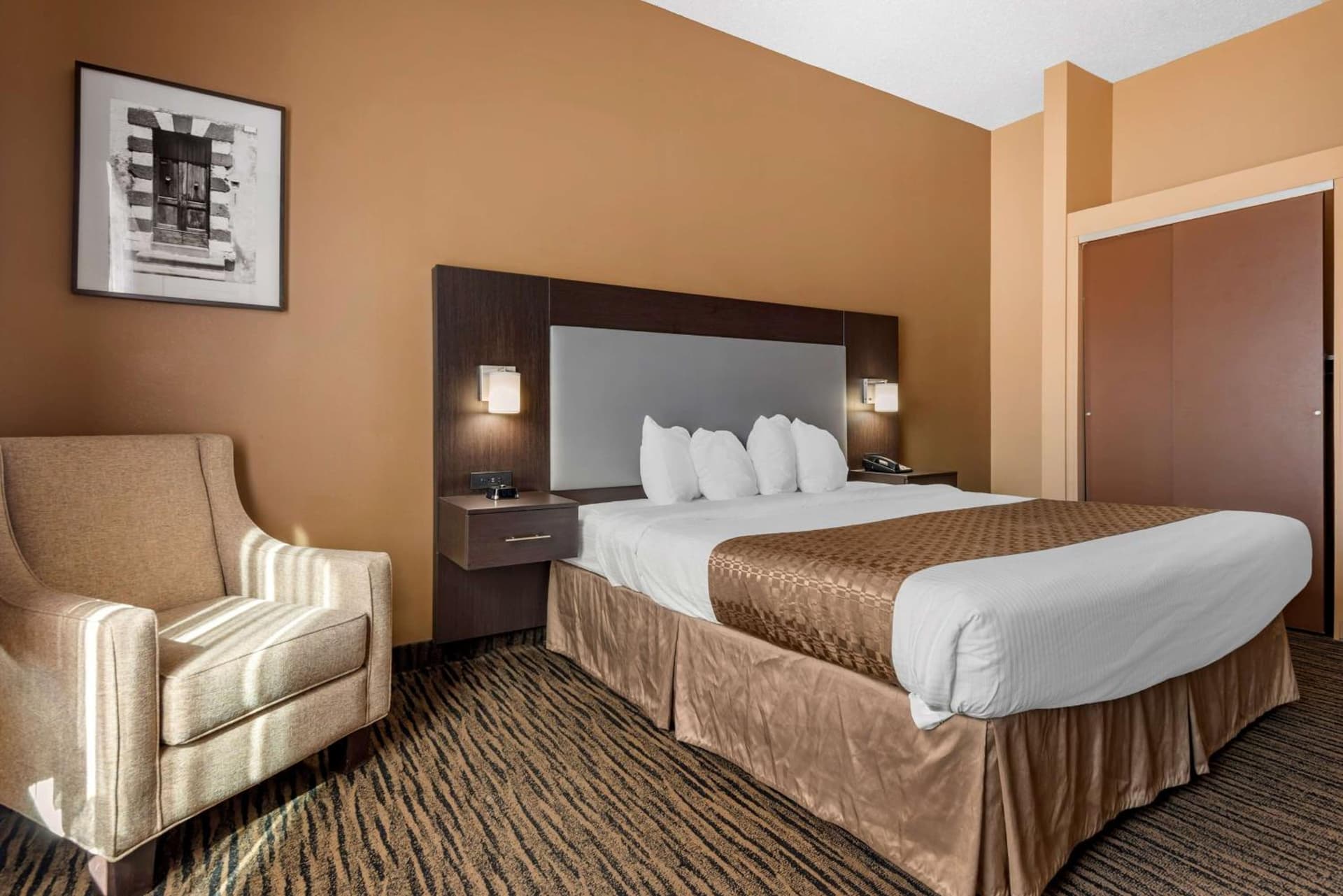 Best Western the Inn at the Fairgrounds gallery photo in Syracuse, NY — image 22