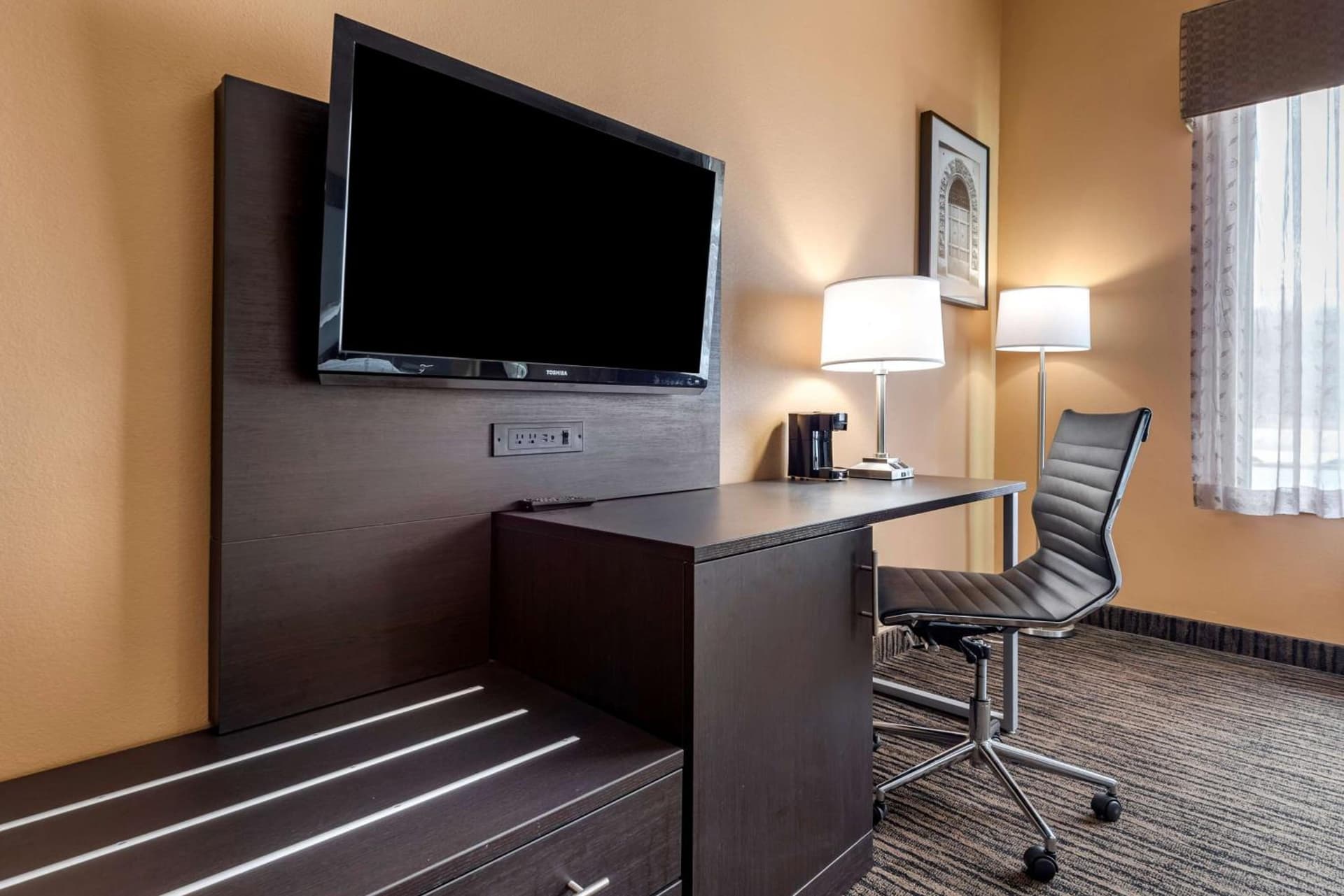 Best Western the Inn at the Fairgrounds gallery photo in Syracuse, NY — image 16