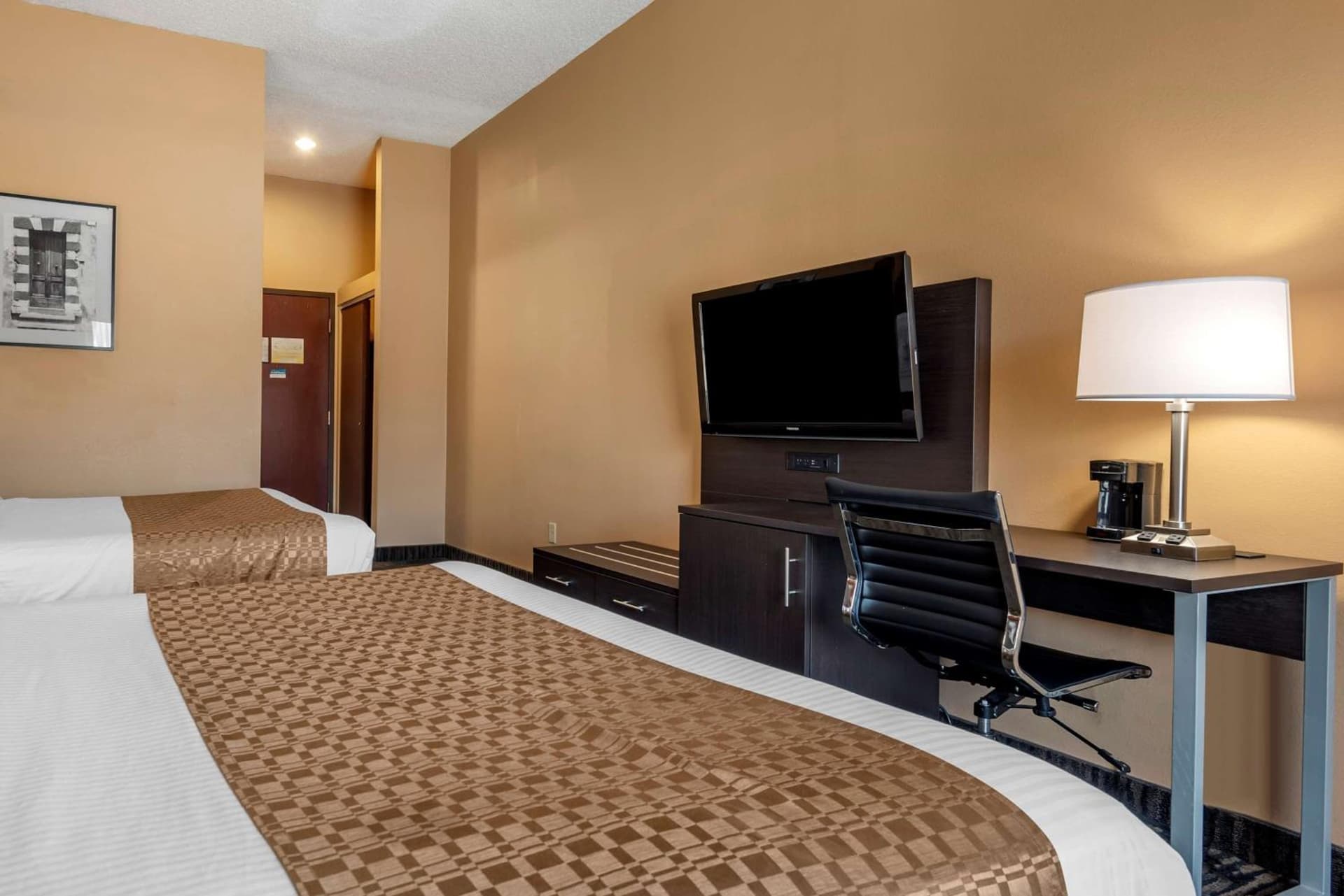 Best Western the Inn at the Fairgrounds gallery photo in Syracuse, NY — image 11