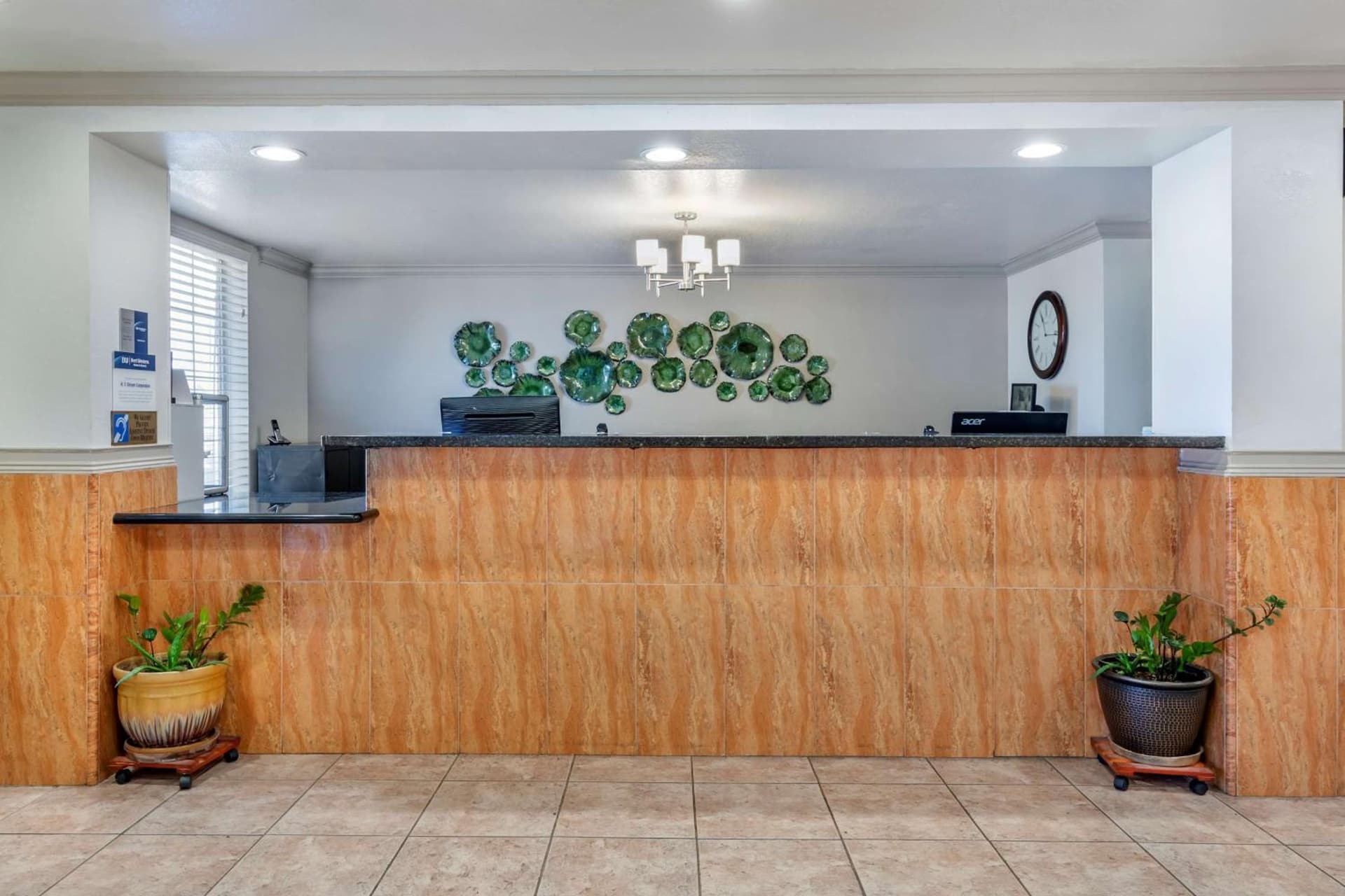 Best Western Plus John Jay Inn & Suites gallery photo in Palmdale, CA — image 14
