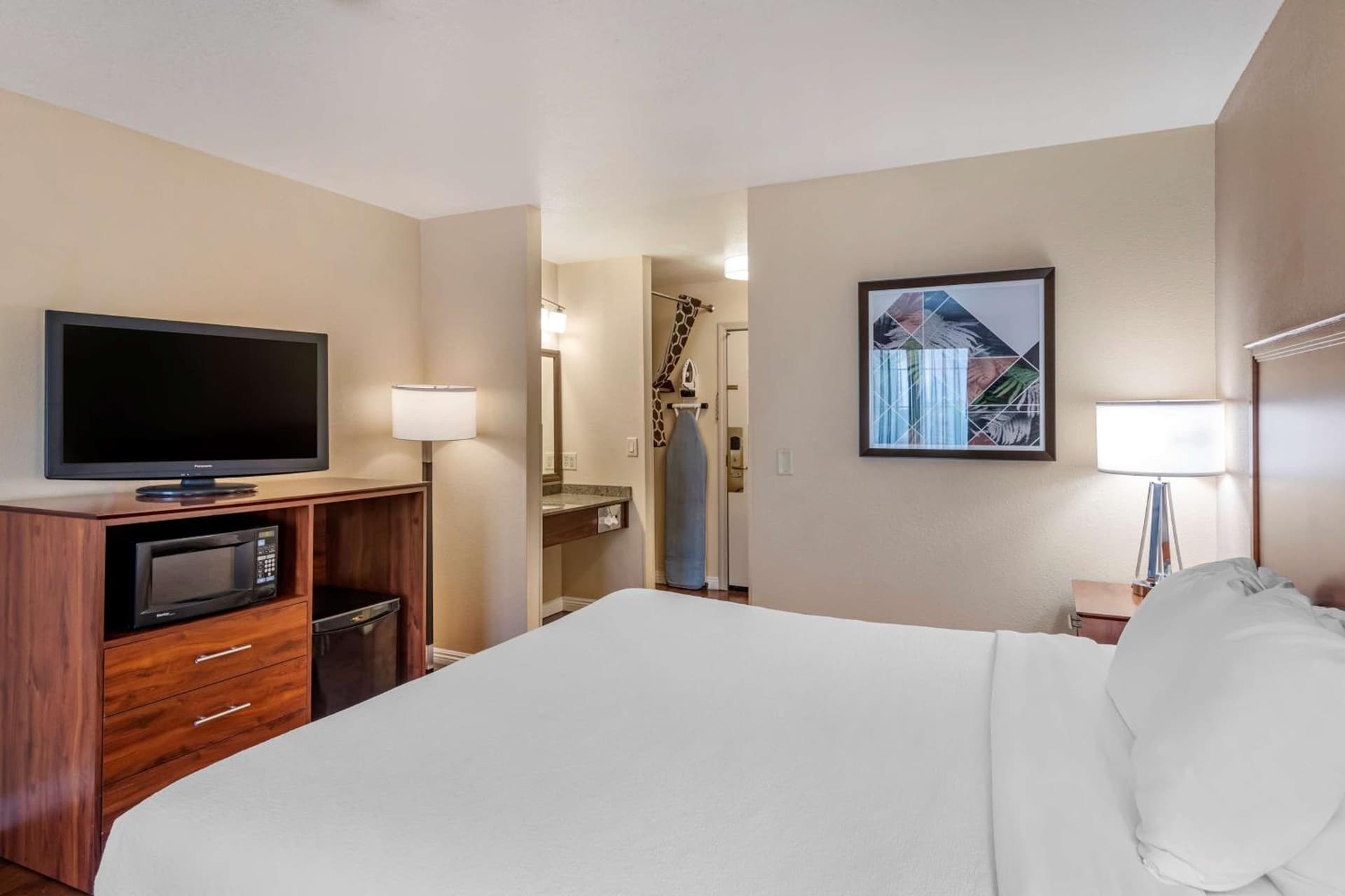 Best Western Plus John Jay Inn & Suites gallery photo in Palmdale, CA — image 25
