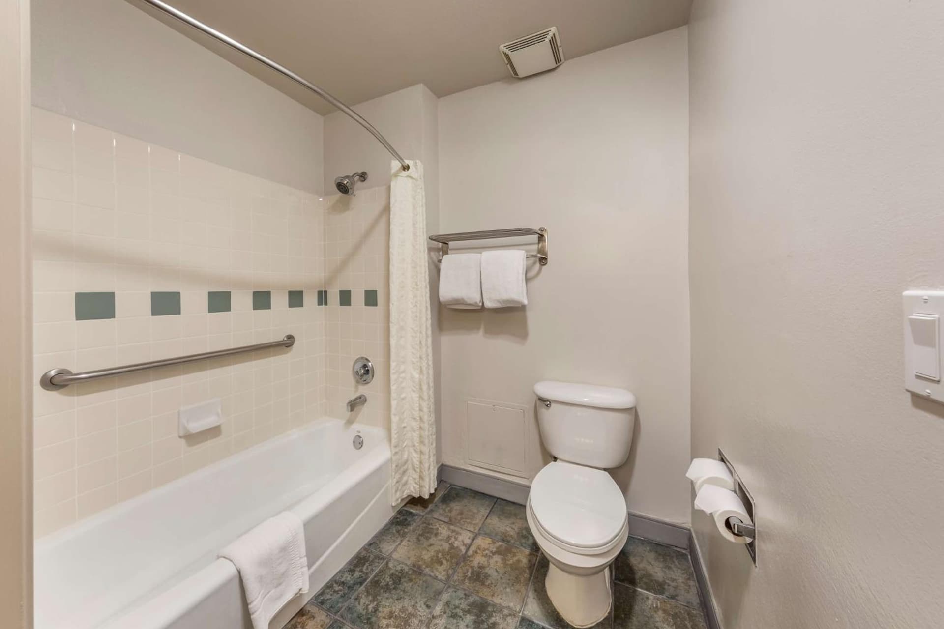 Best Western Plus John Jay Inn & Suites gallery photo in Palmdale, CA — image 22