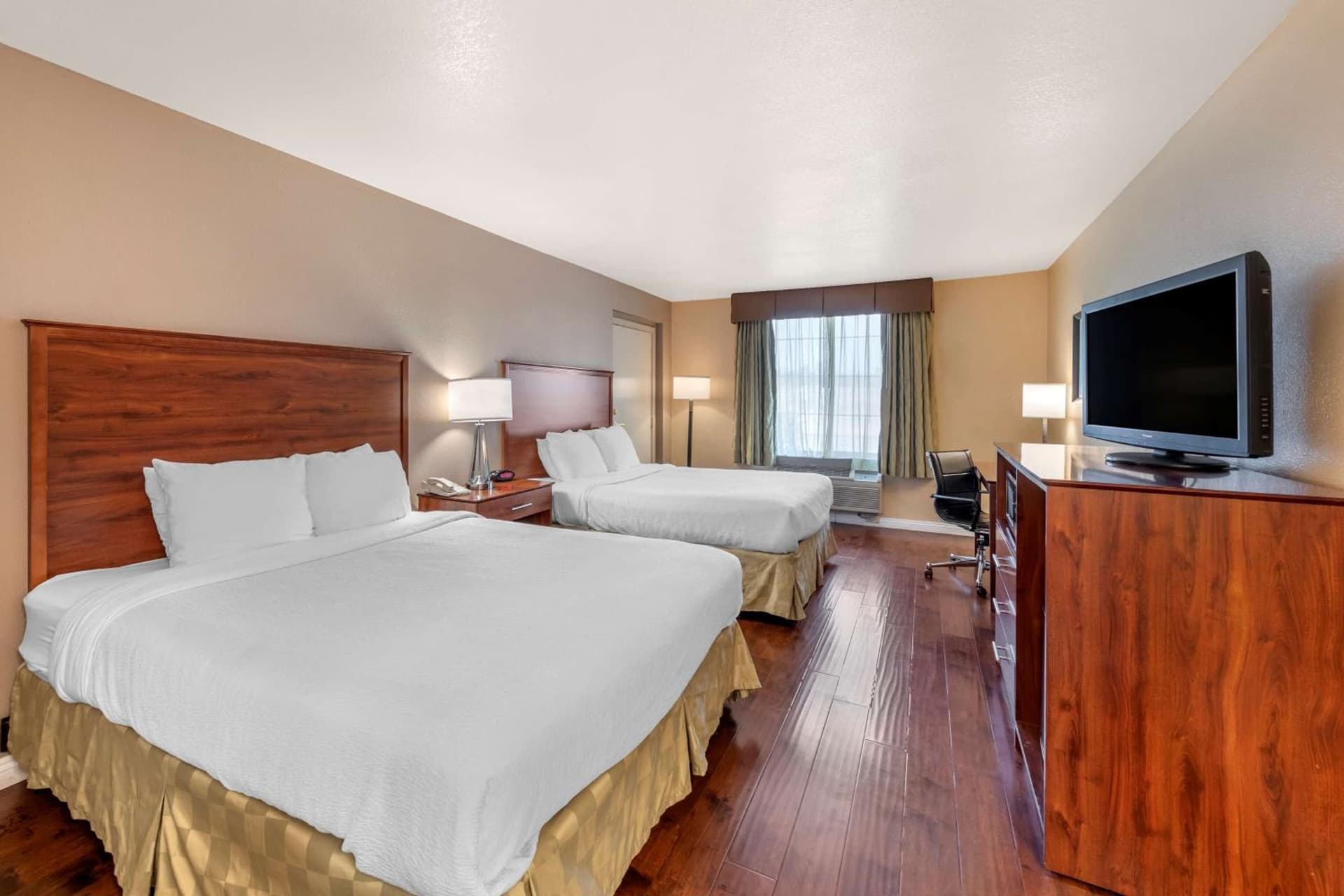 Best Western Plus John Jay Inn & Suites gallery photo in Palmdale, CA — image 43