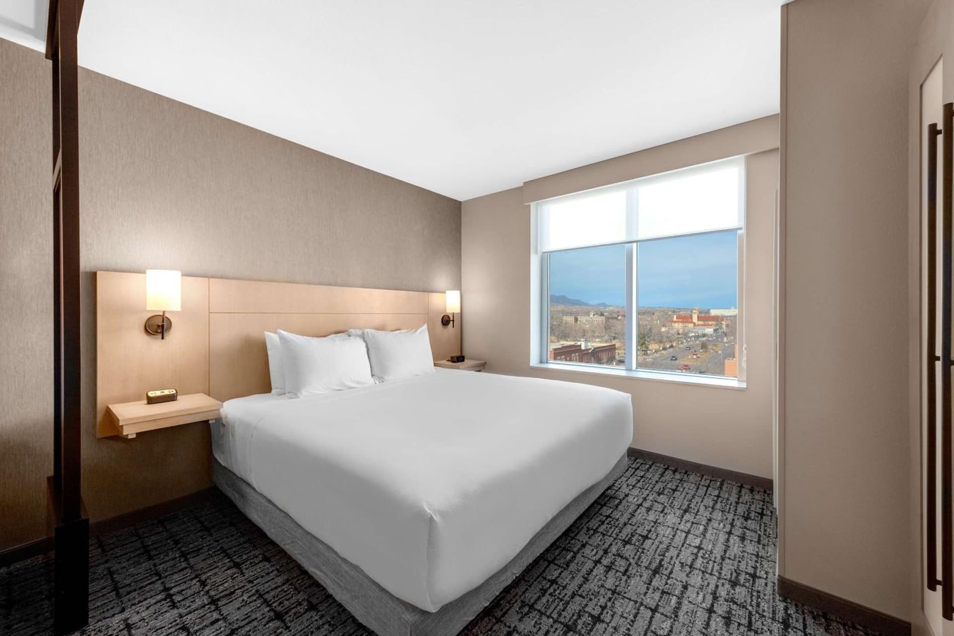Hyatt Place Colorado Springs Downtown gallery photo in Colorado Springs, CO — image 11