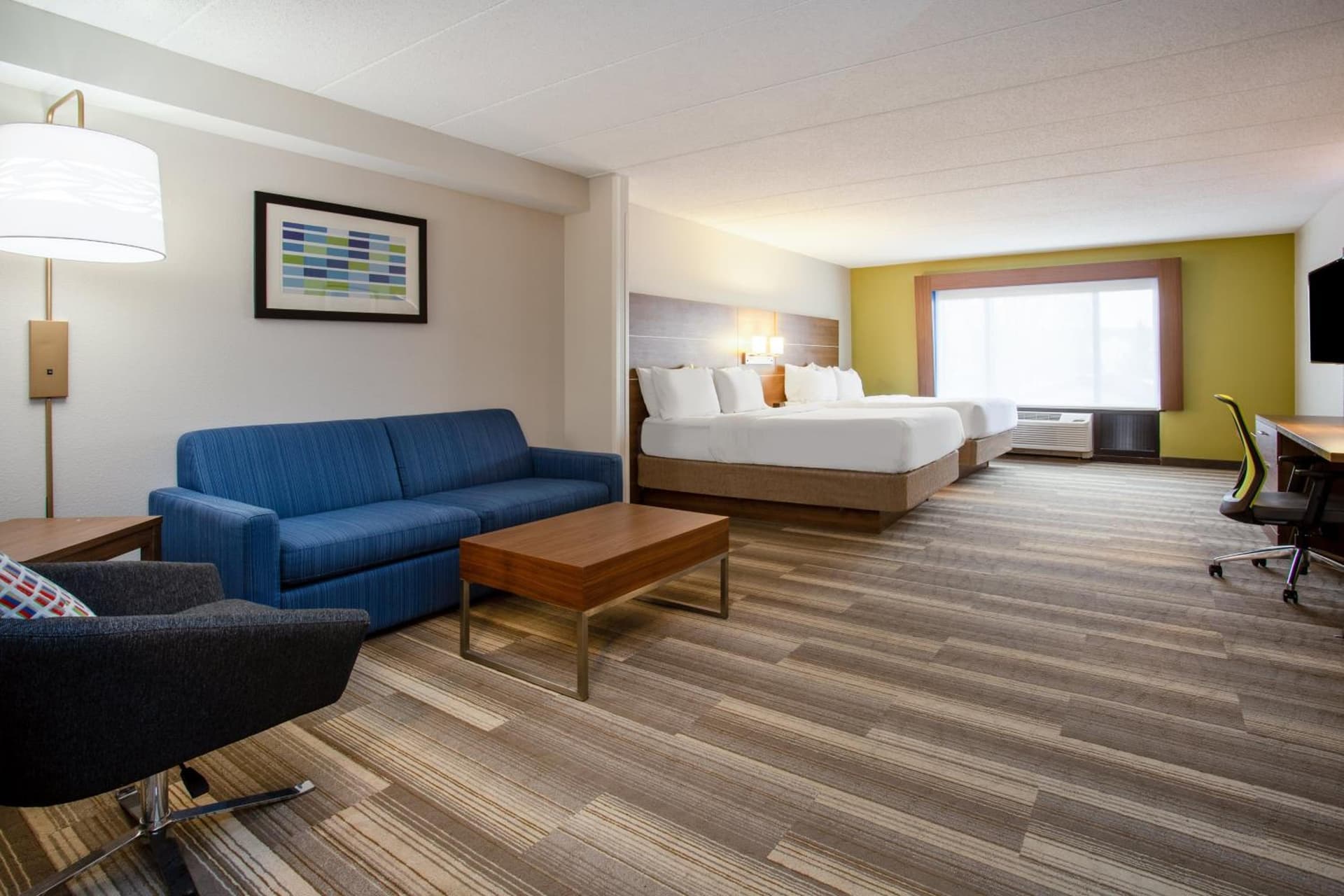 Holiday Inn Express Hotel & Suites Fort Wayne by IHG gallery photo in Fort Wayne, IN — image 16