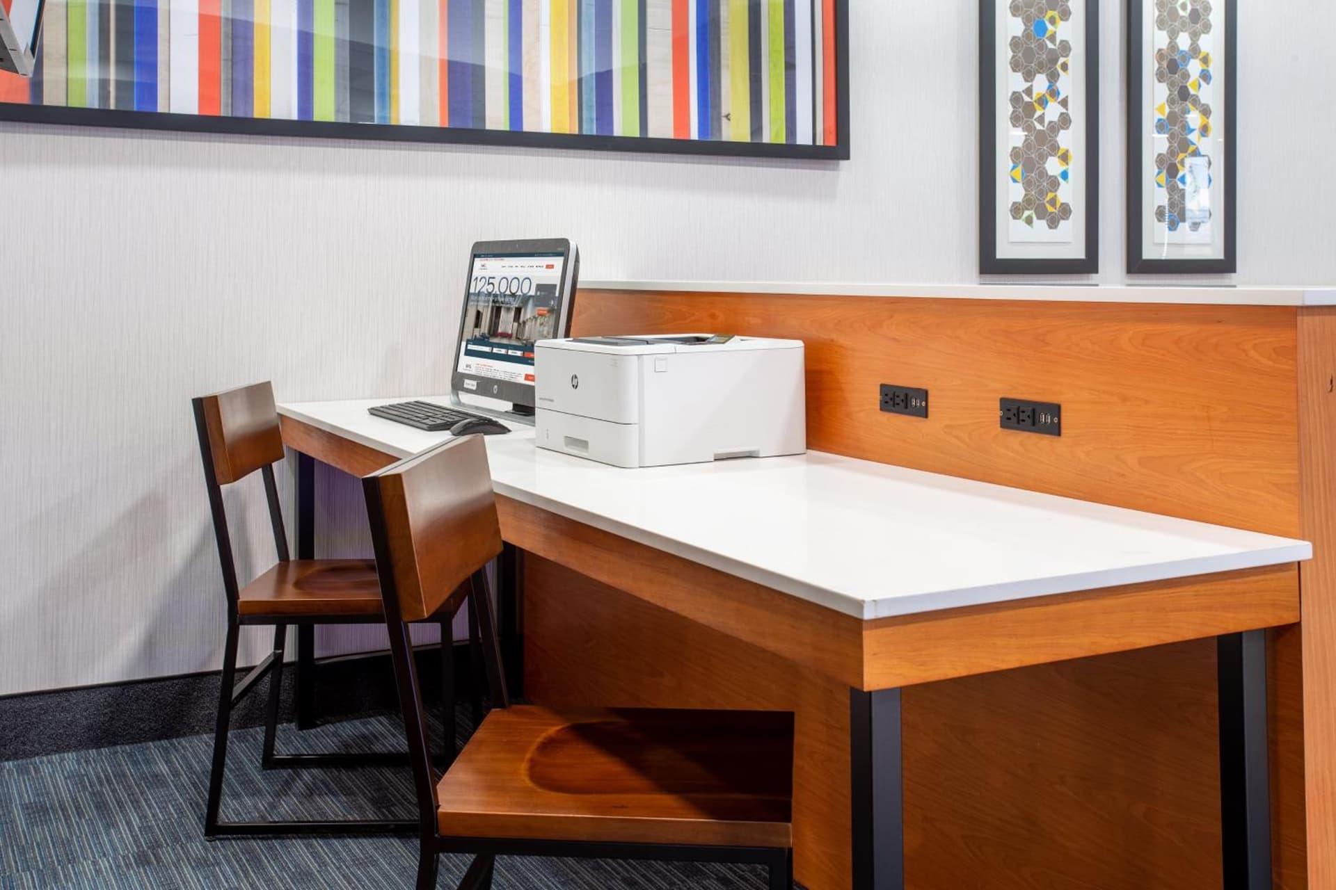 Holiday Inn Express Hotel & Suites Fort Wayne by IHG gallery photo in Fort Wayne, IN — image 17