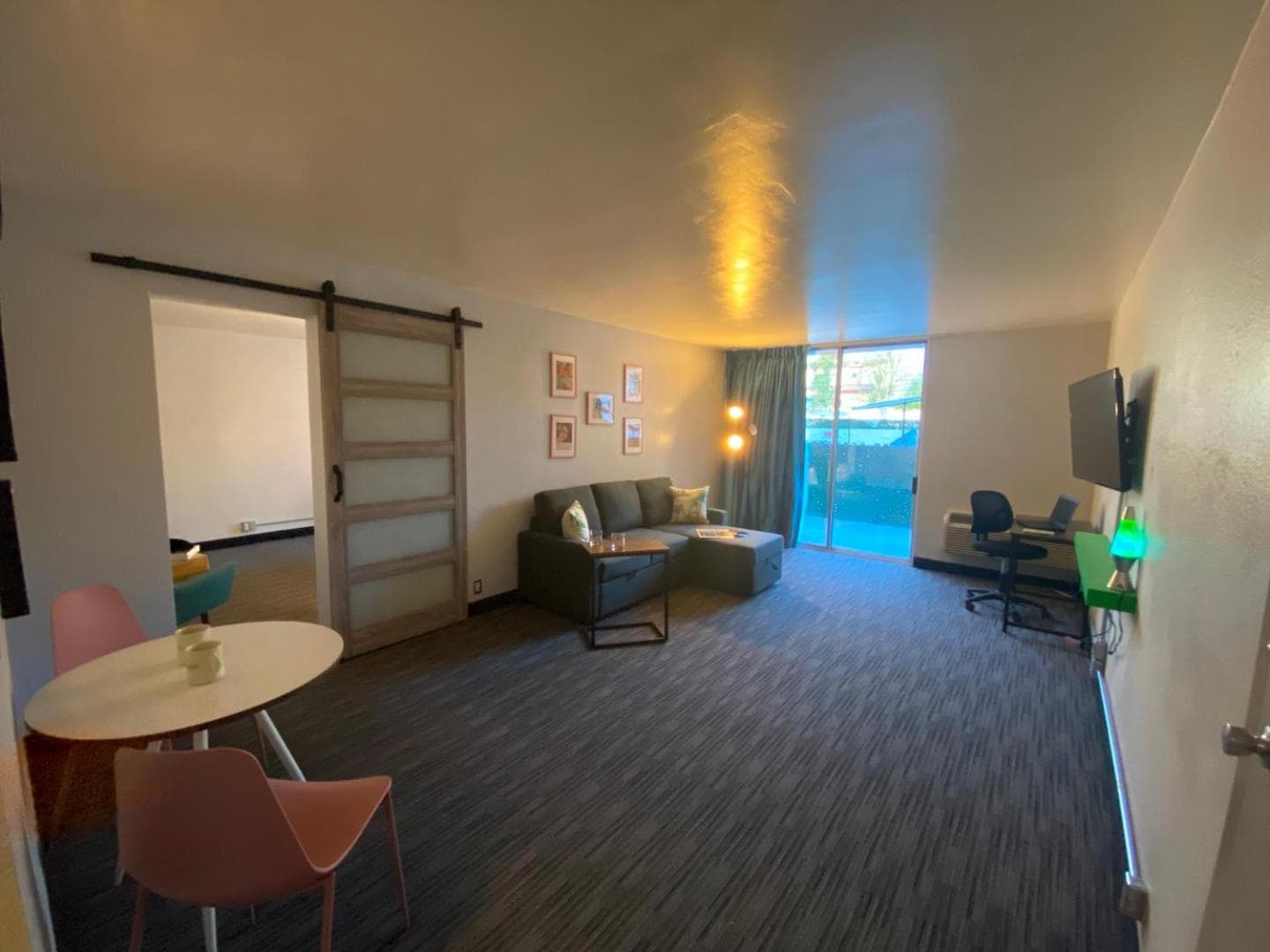 Glendale Express Hotel Los Angeles gallery photo in Glendale, CA — image 6