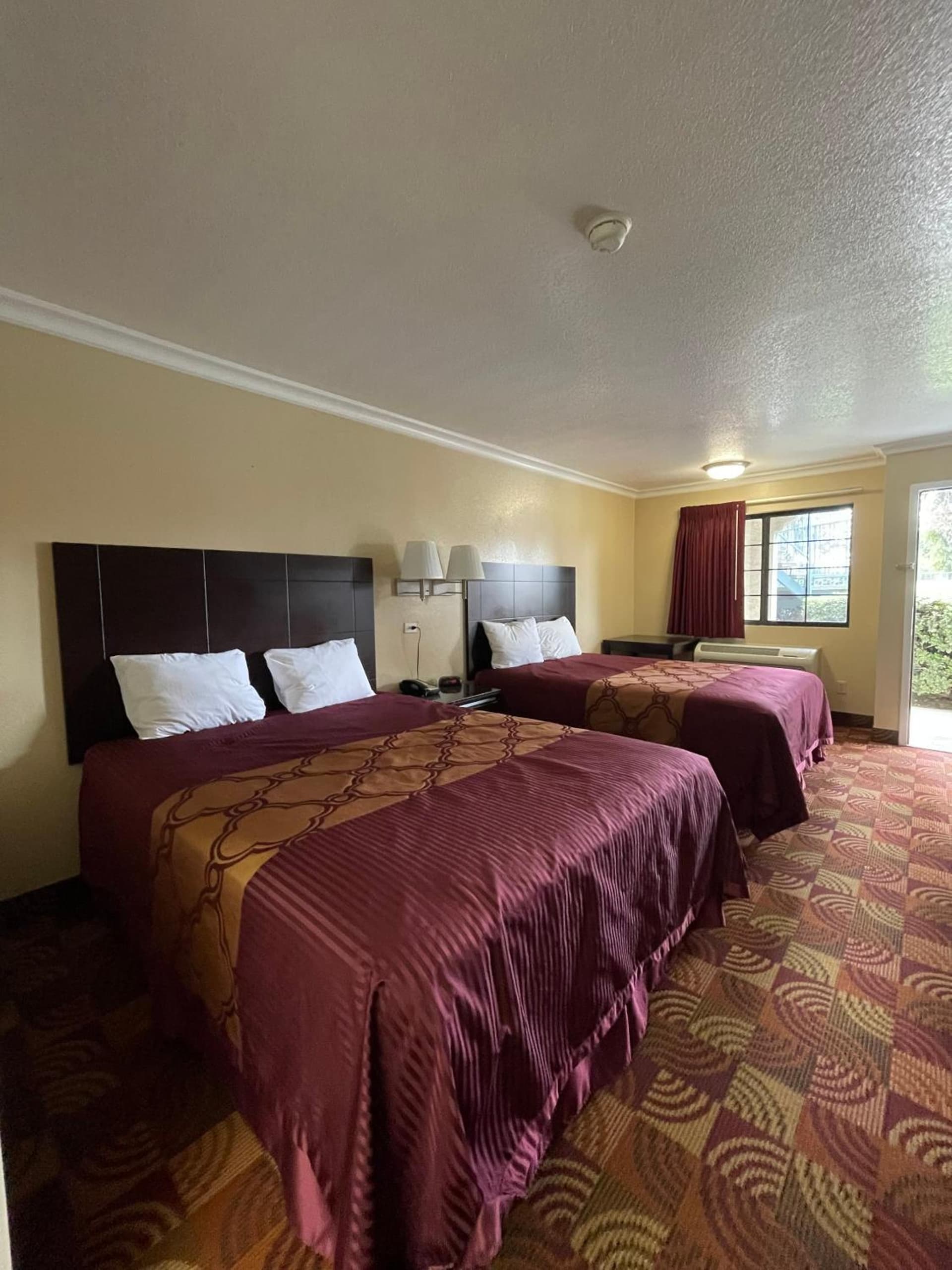 Chino Motel gallery photo in Chino, CA — image 8