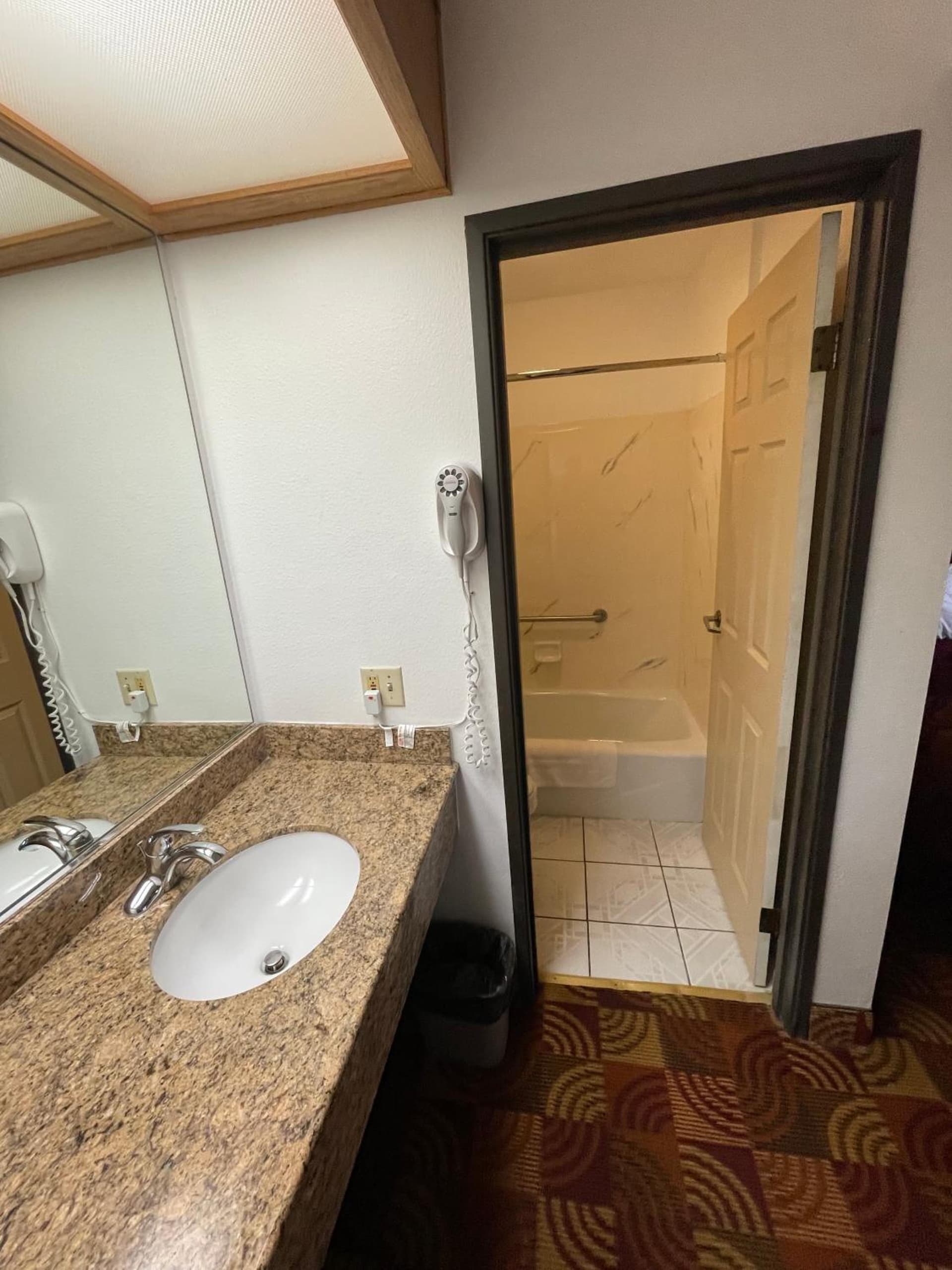 Chino Motel gallery photo in Chino, CA — image 18