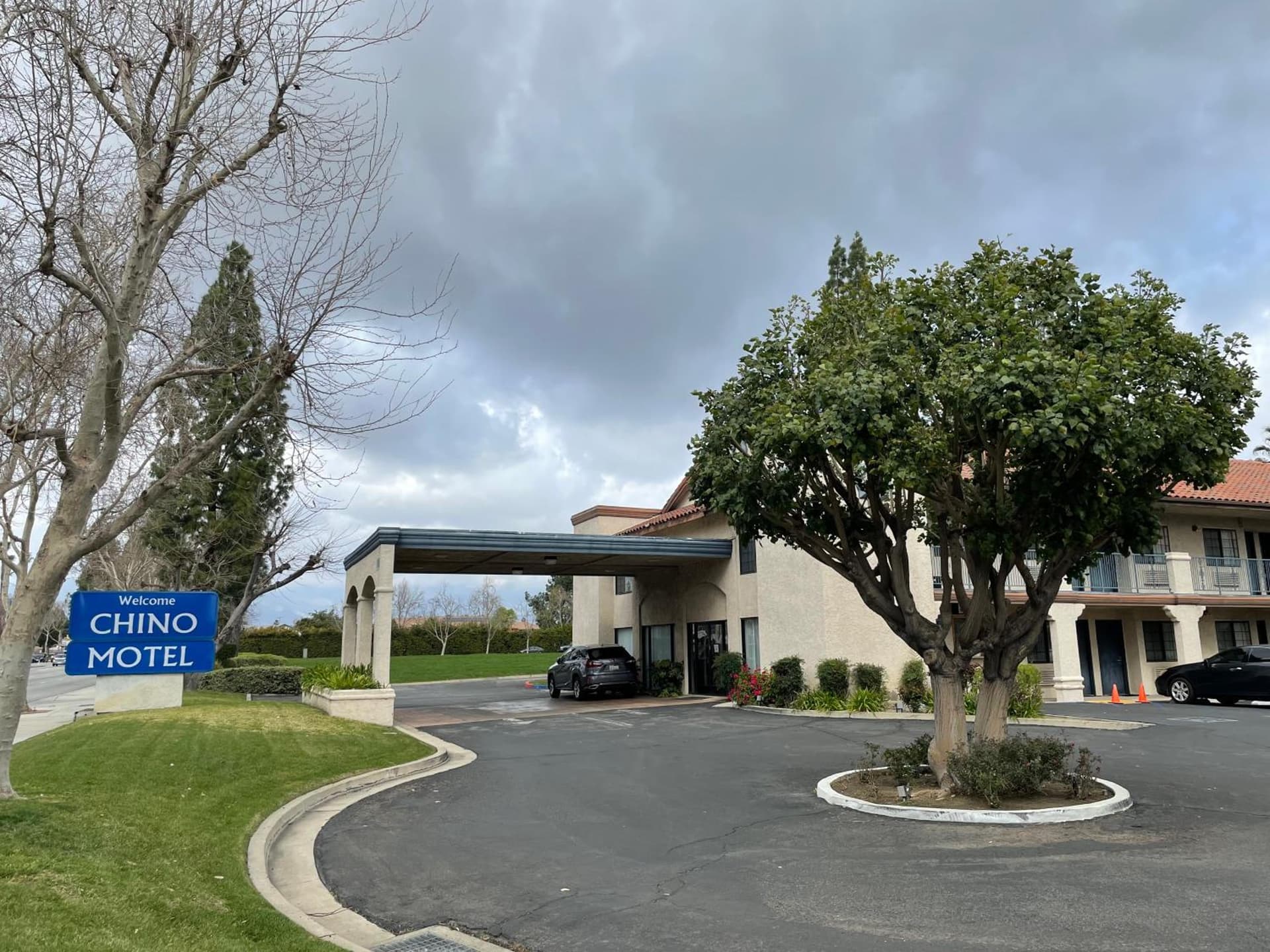Chino Motel interior in Chino, CA — gallery photo 2