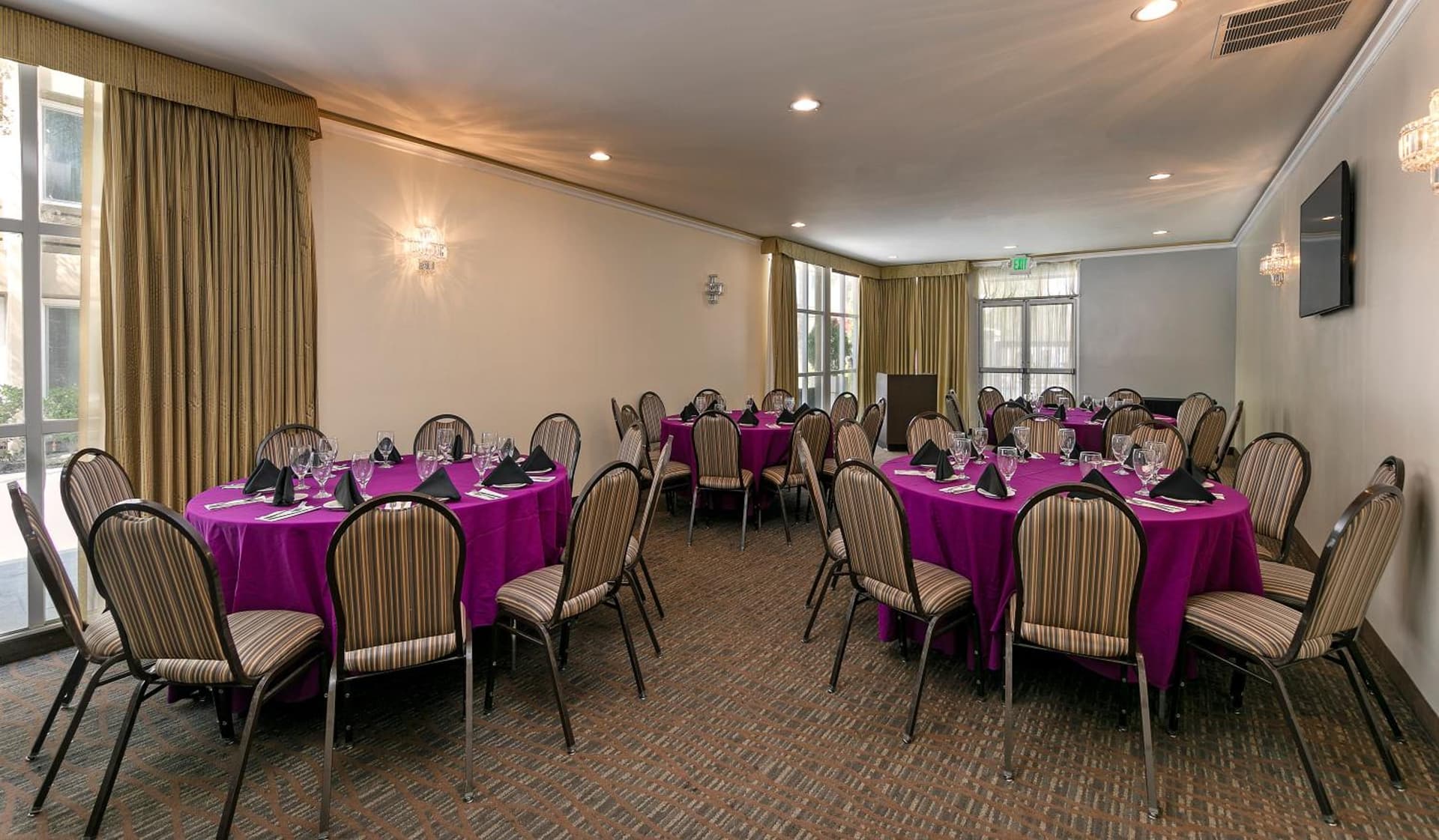 Holiday Inn West Covina, an IHG Hotel gallery photo in West Covina, CA — image 22