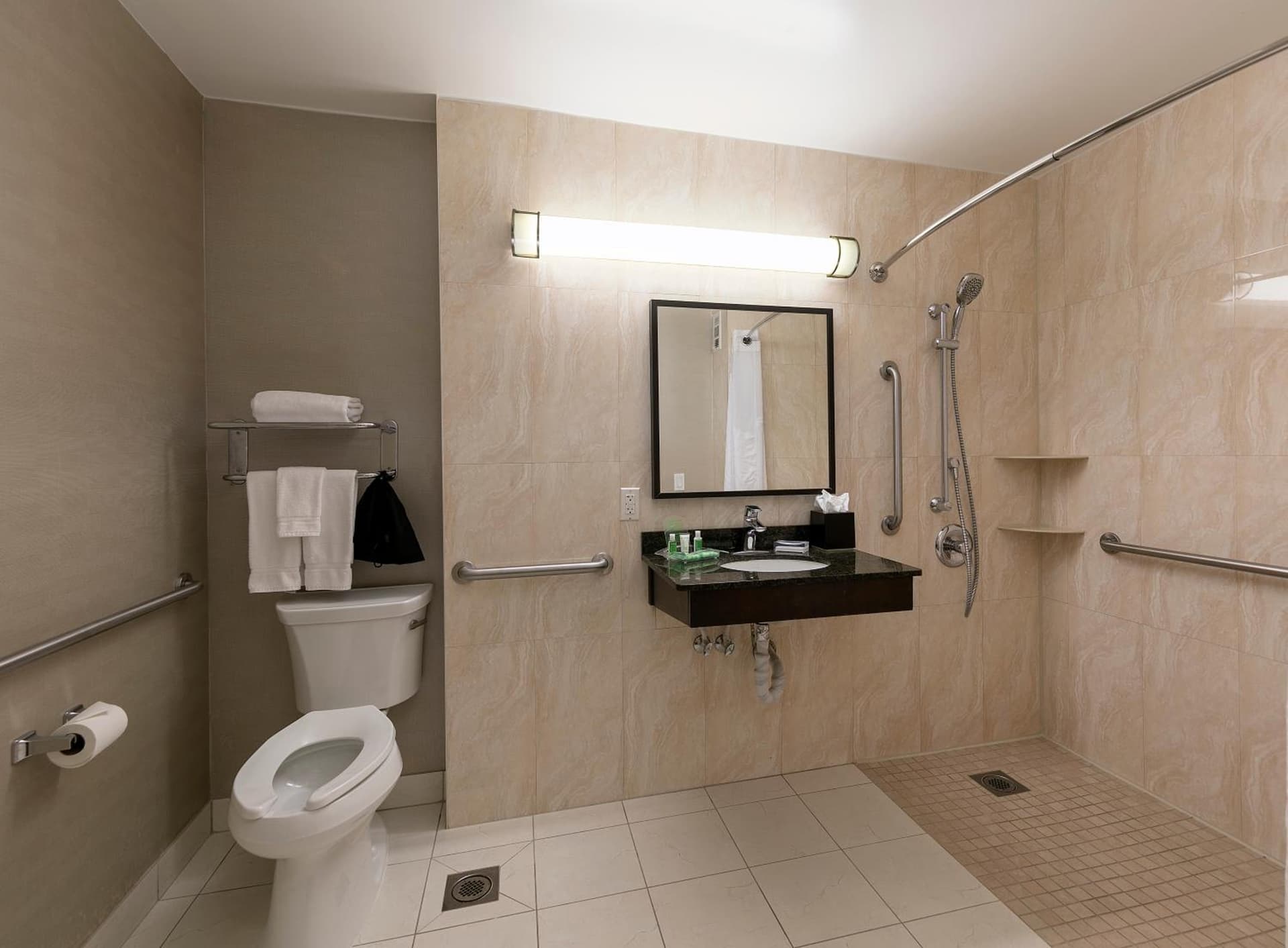 Holiday Inn West Covina, an IHG Hotel gallery photo in West Covina, CA — image 25