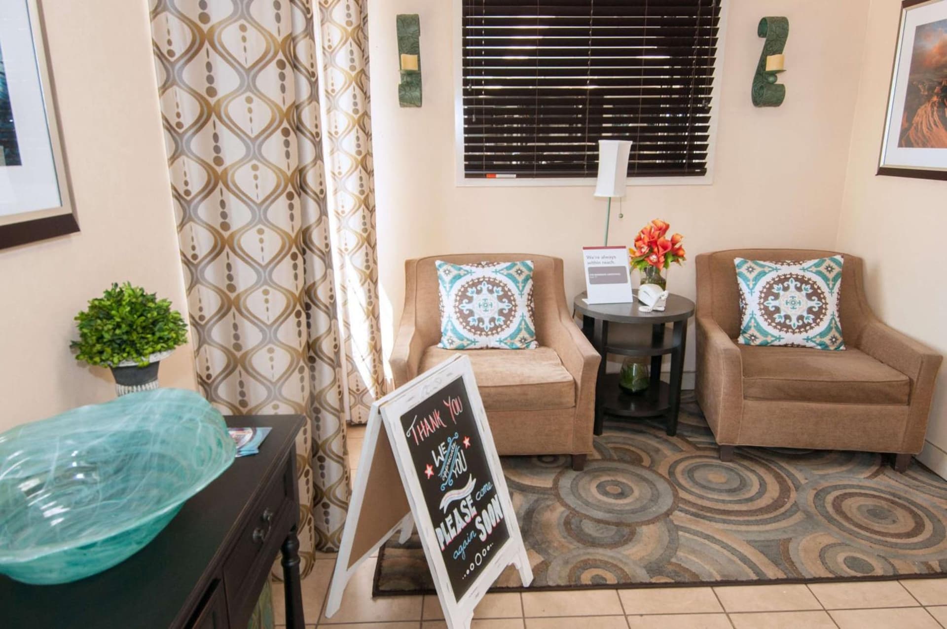 Sonesta Simply Suites Garden Grove Anaheim property views in Anaheim, CA — gallery photo 3