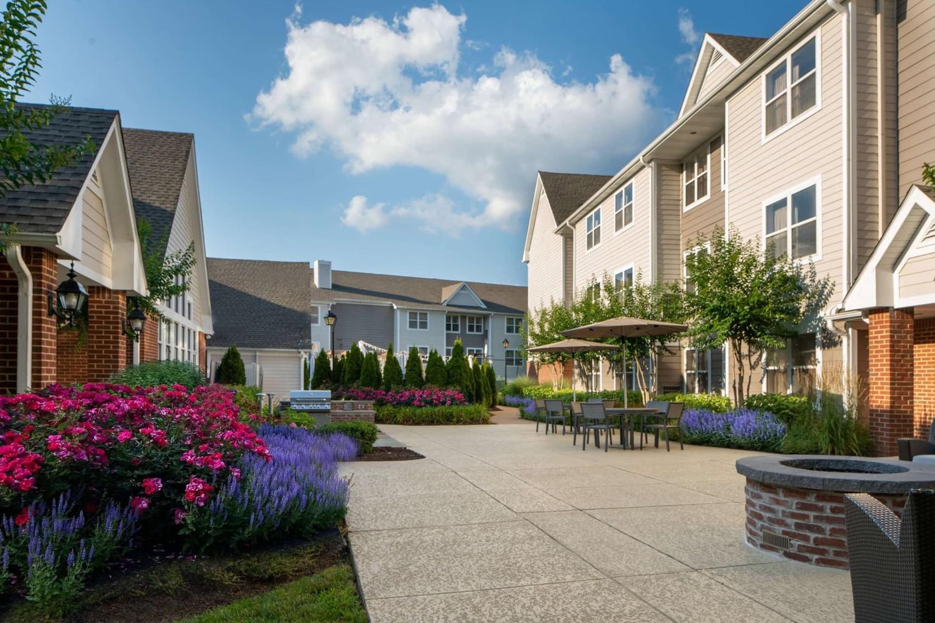 Sonesta ES Suites Fairfax Fair Lakes property views in Fairfax, VA — gallery photo 3