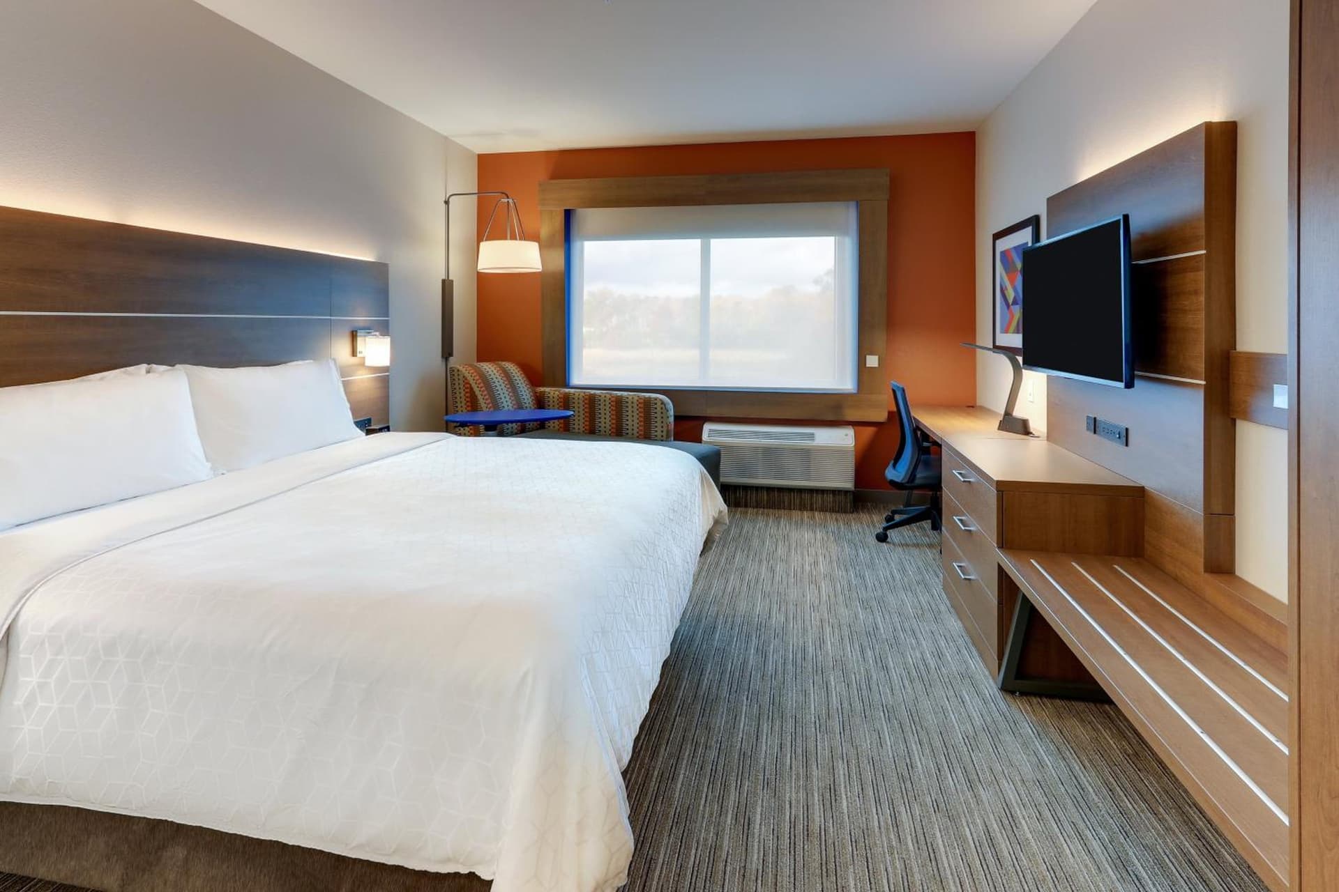Holiday Inn Express & Suites - Middletown - Goshen by IHG interior in Middletown, NY — gallery photo 2